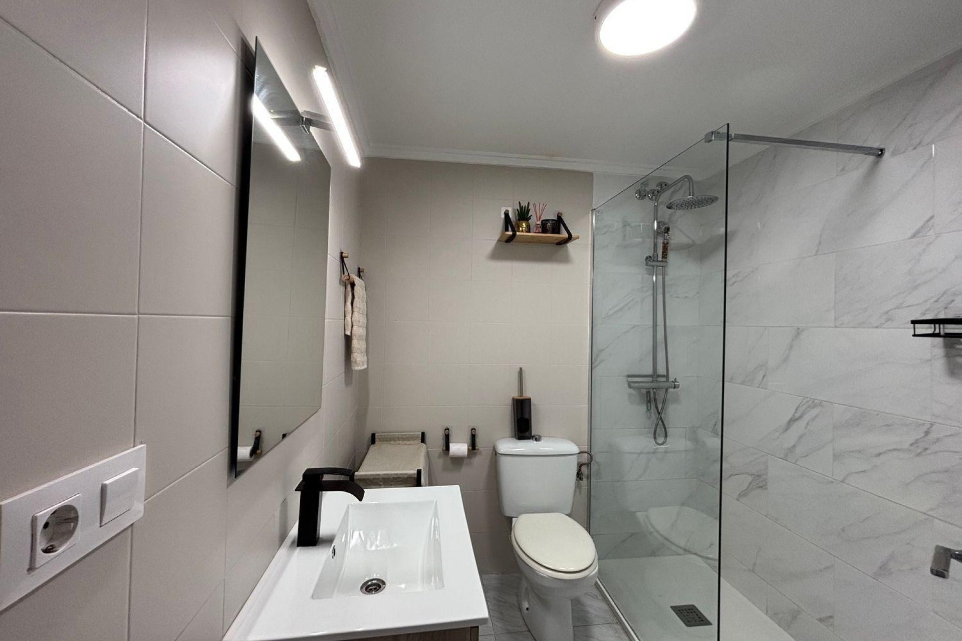 Wiederverkauf - Wohnung -
Torrevieja - Playa del Cura