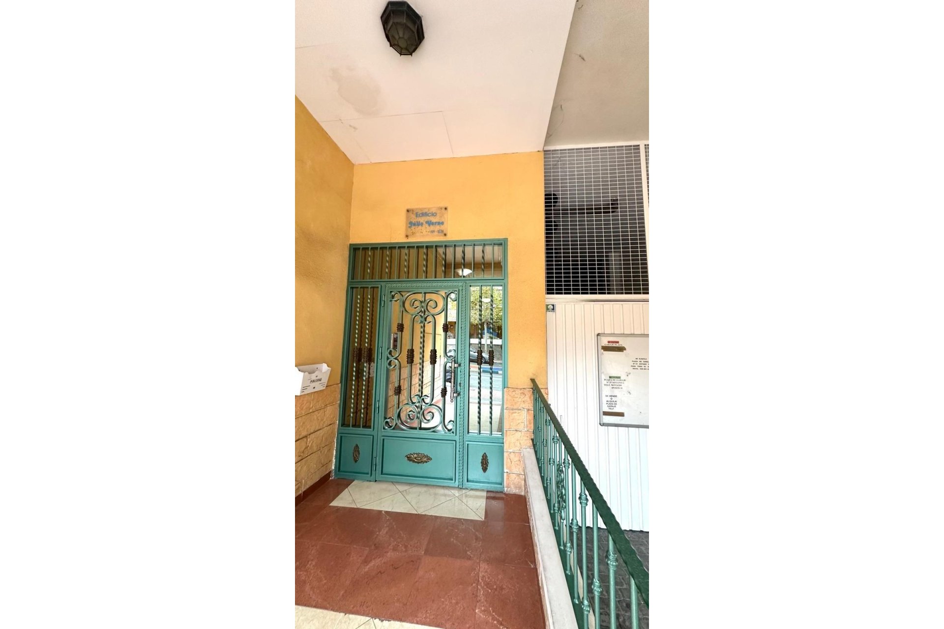 Wiederverkauf - Wohnung -
Torrevieja - Playa del Cura