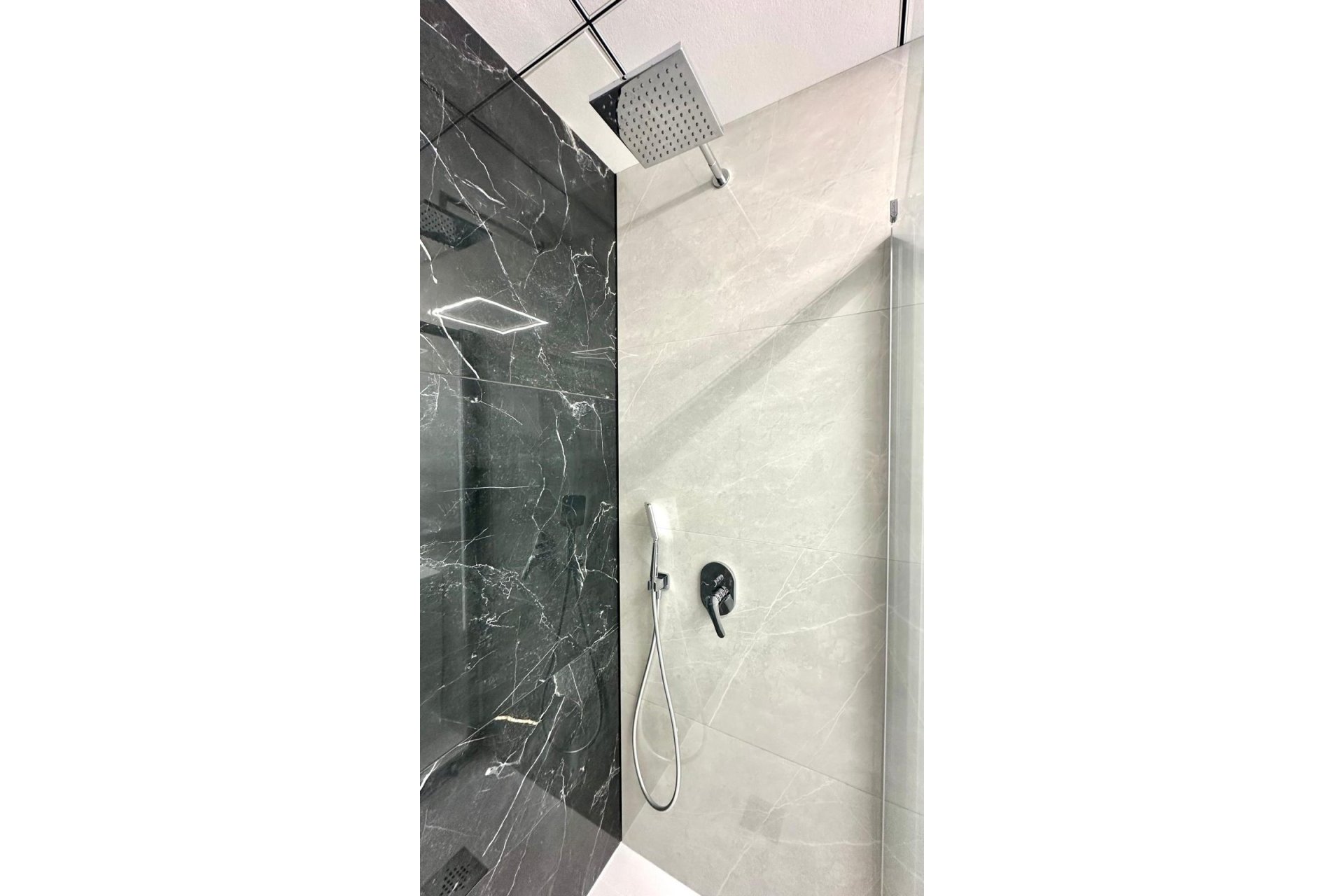 Wiederverkauf - Wohnung -
Torrevieja - Playa del Cura