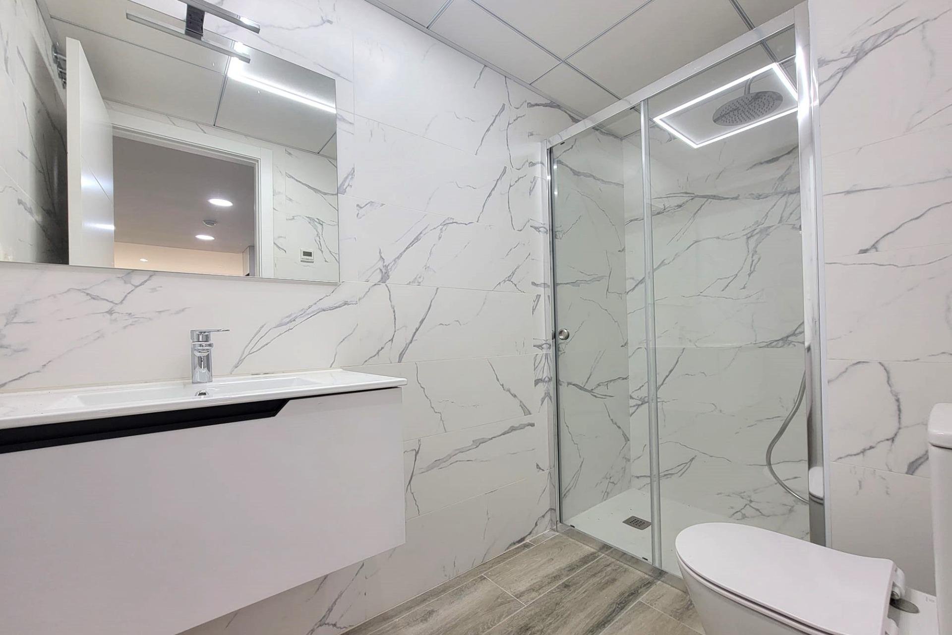 Wiederverkauf - Wohnung -
Torrevieja - Playa del Cura