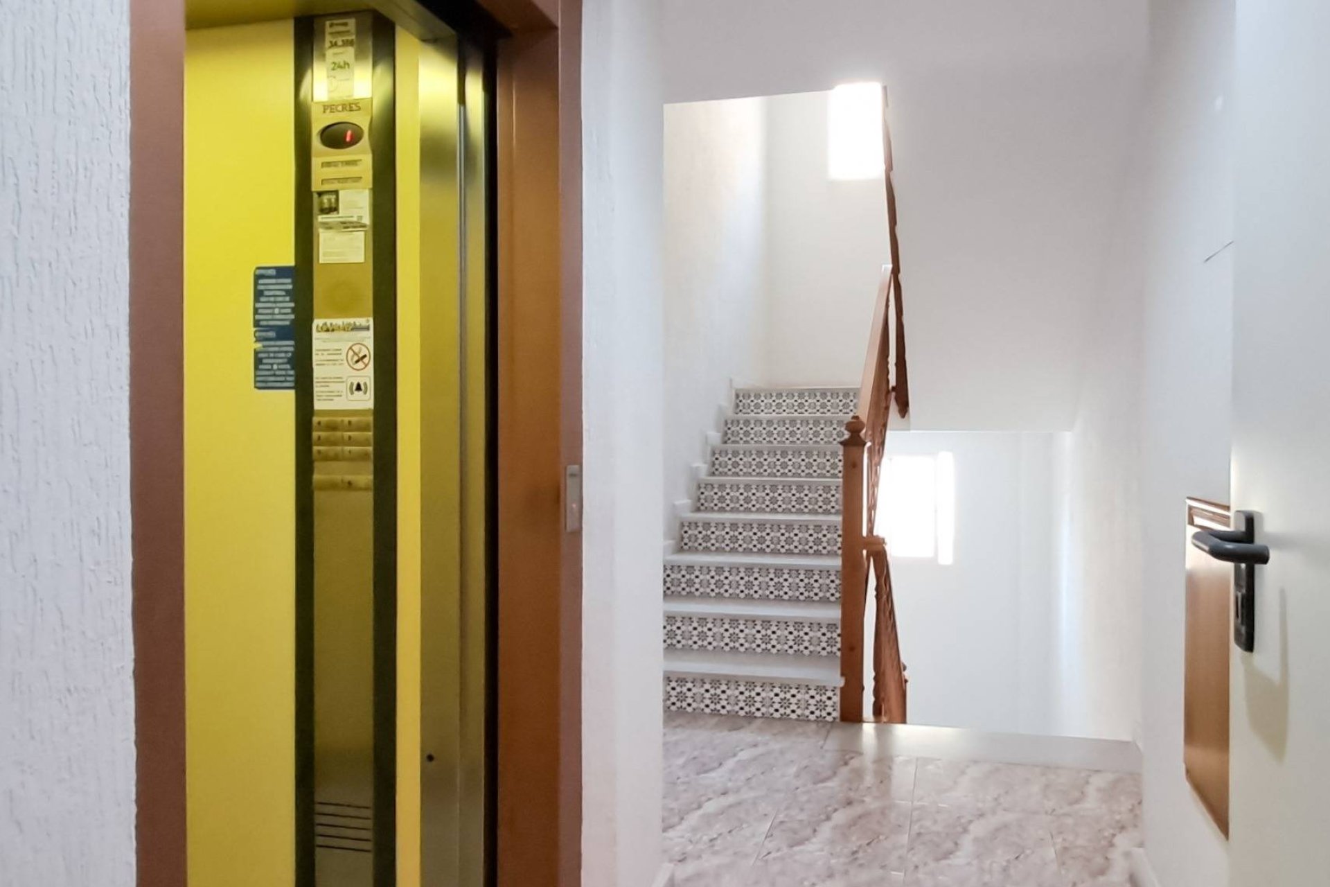 Wiederverkauf - Wohnung -
Torrevieja - Playa del Cura