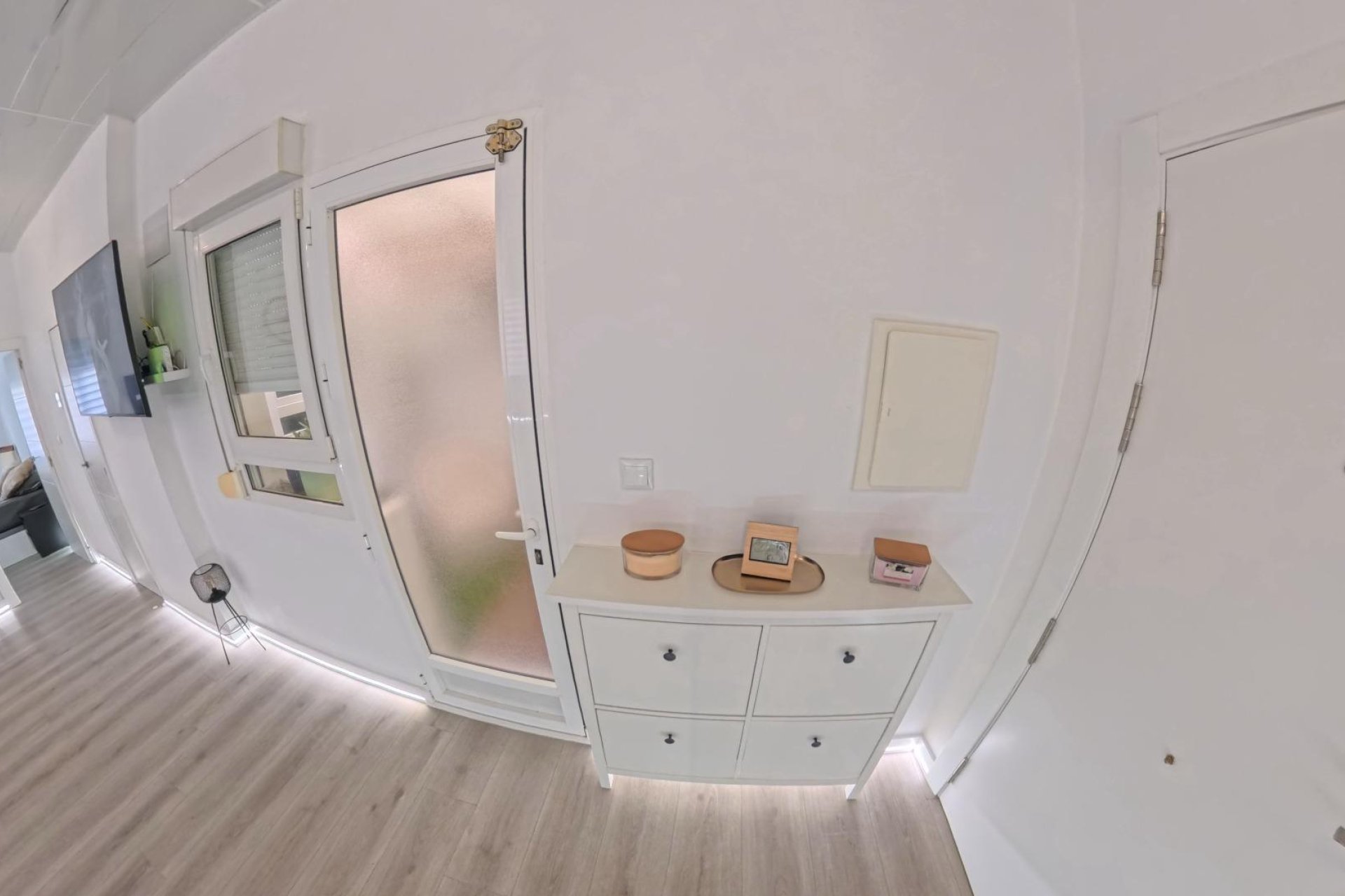 Wiederverkauf - Wohnung -
Torrevieja - Playa del Cura