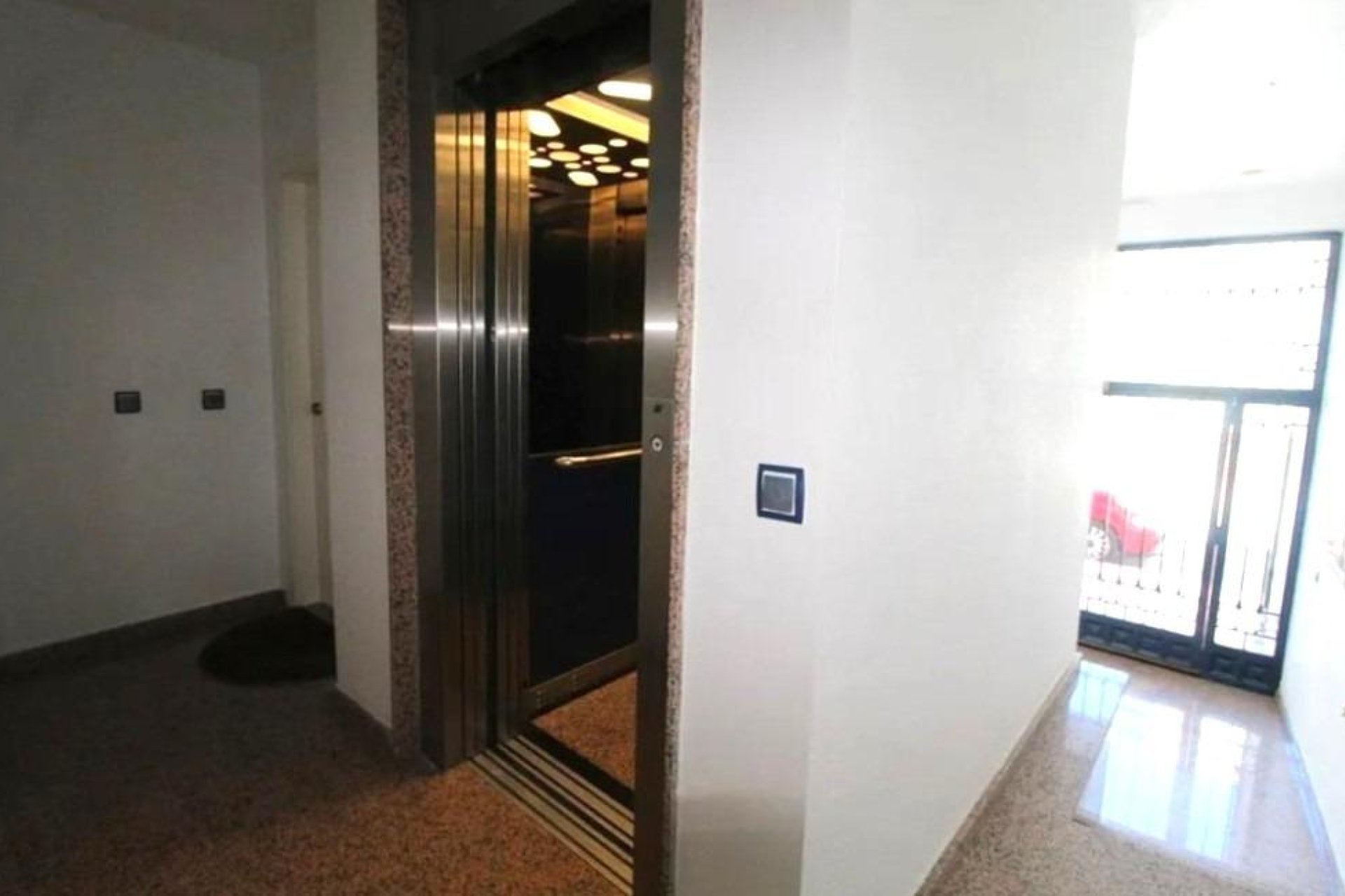 Wiederverkauf - Wohnung -
Torrevieja - Playa del Cura