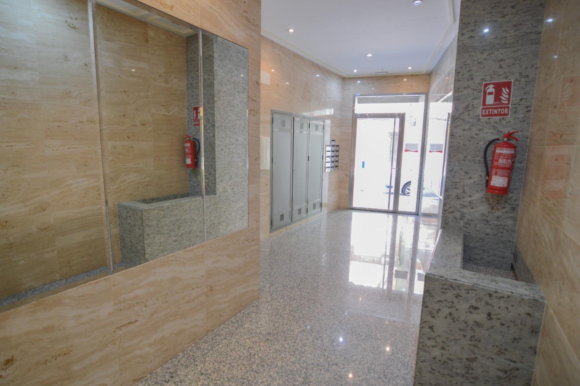 Wiederverkauf - Wohnung -
Torrevieja - Playa del Cura