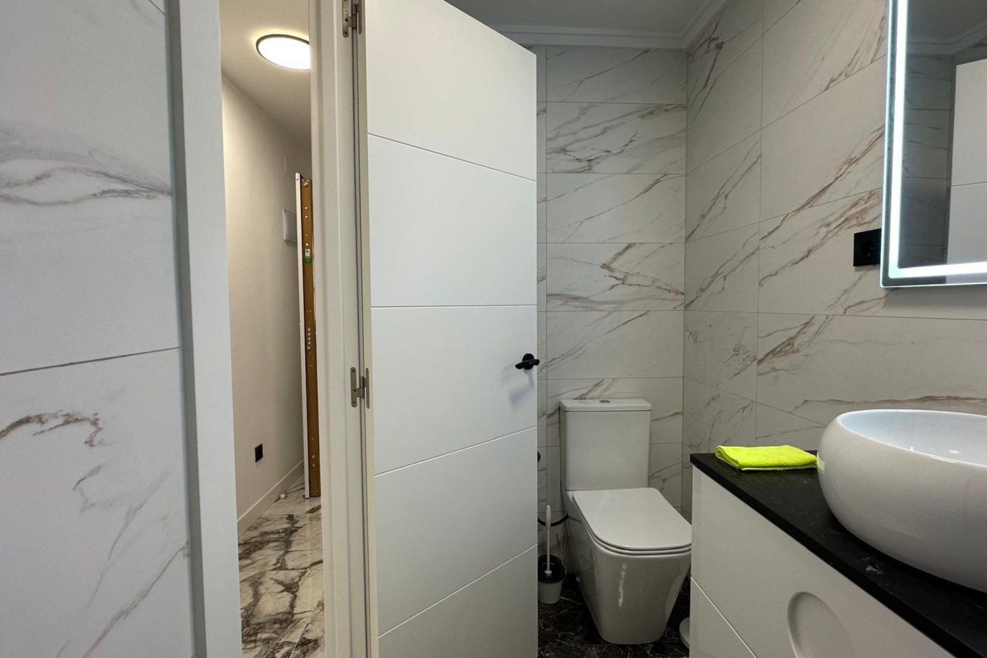 Wiederverkauf - Wohnung -
Torrevieja - Playa del Cura