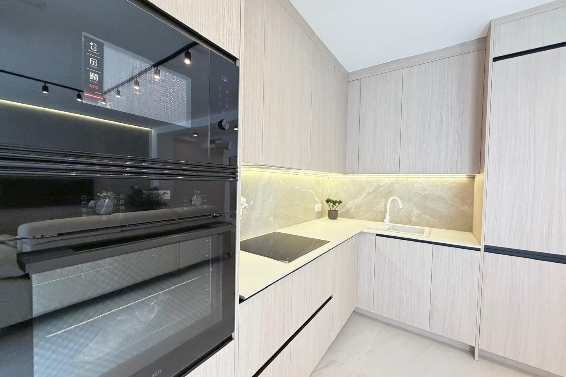 Wiederverkauf - Wohnung -
Torrevieja - Playa del Cura