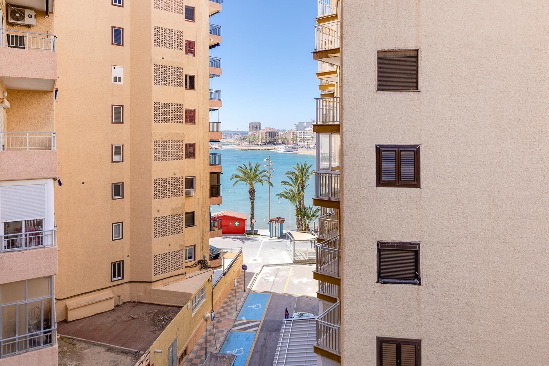 Wiederverkauf - Wohnung -
Torrevieja - Playa del Cura