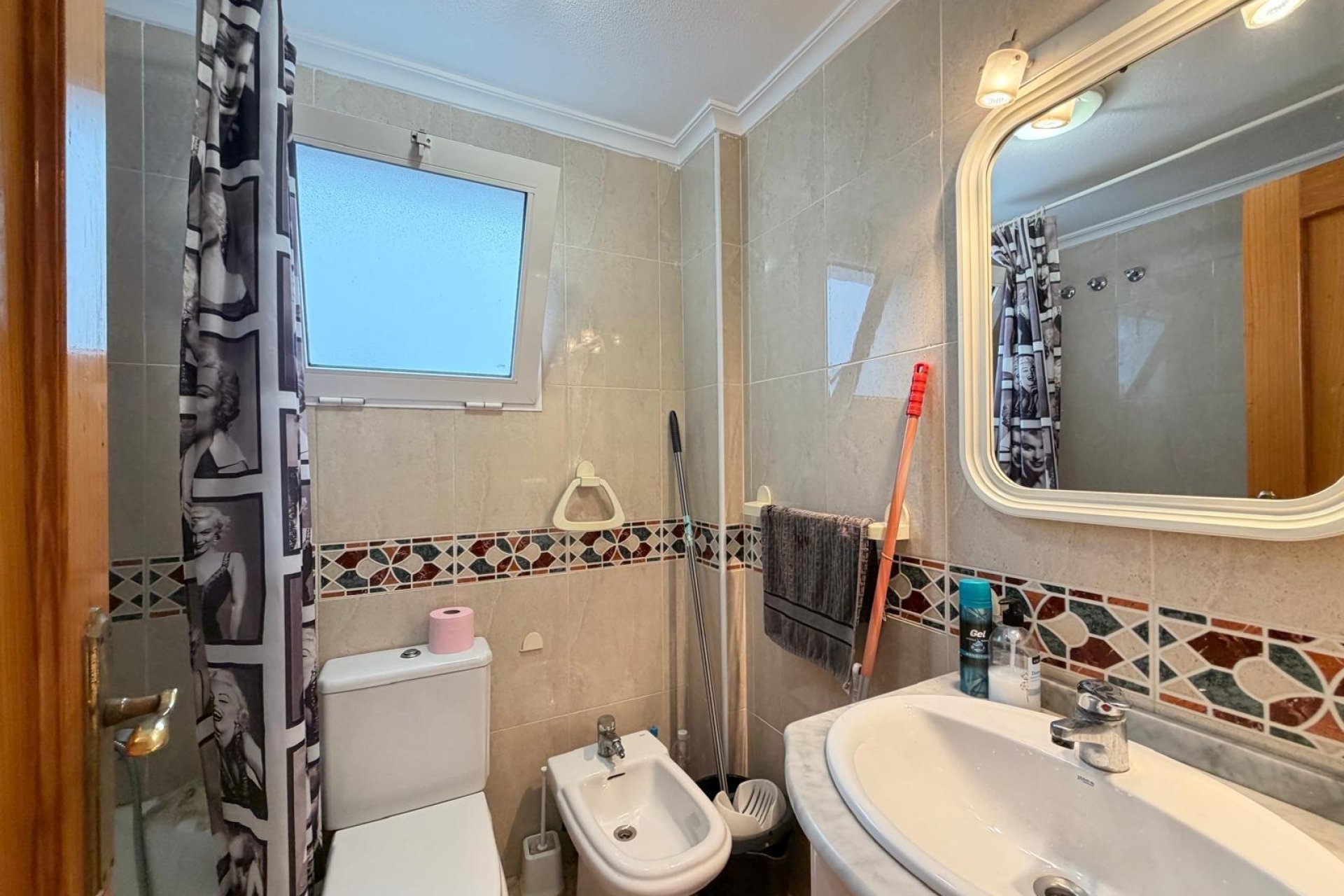 Wiederverkauf - Wohnung -
Torrevieja - Playa del Cura