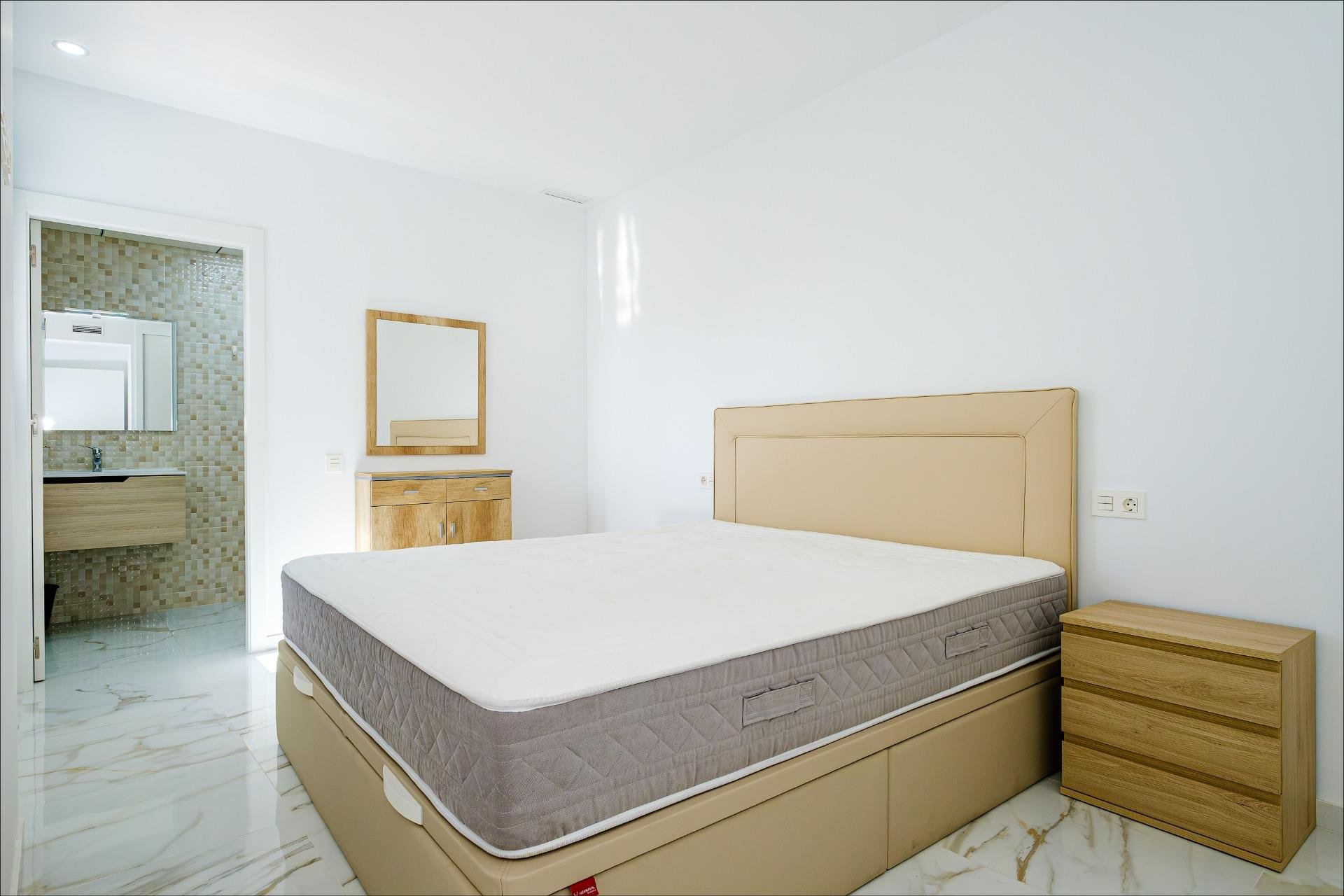 Wiederverkauf - Wohnung -
Torrevieja - Playa del Cura
