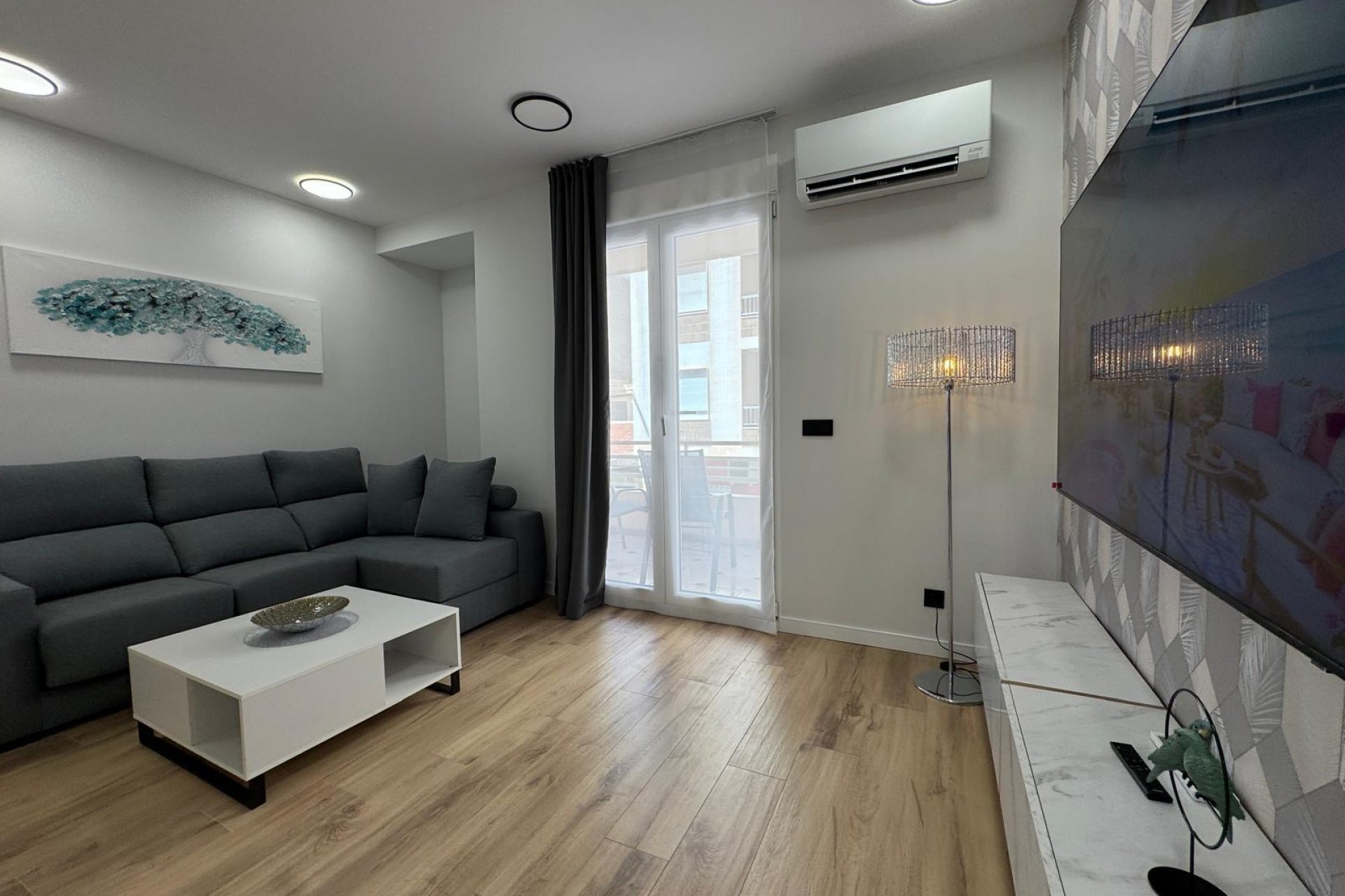 Wiederverkauf - Wohnung -
Torrevieja - Playa del Cura