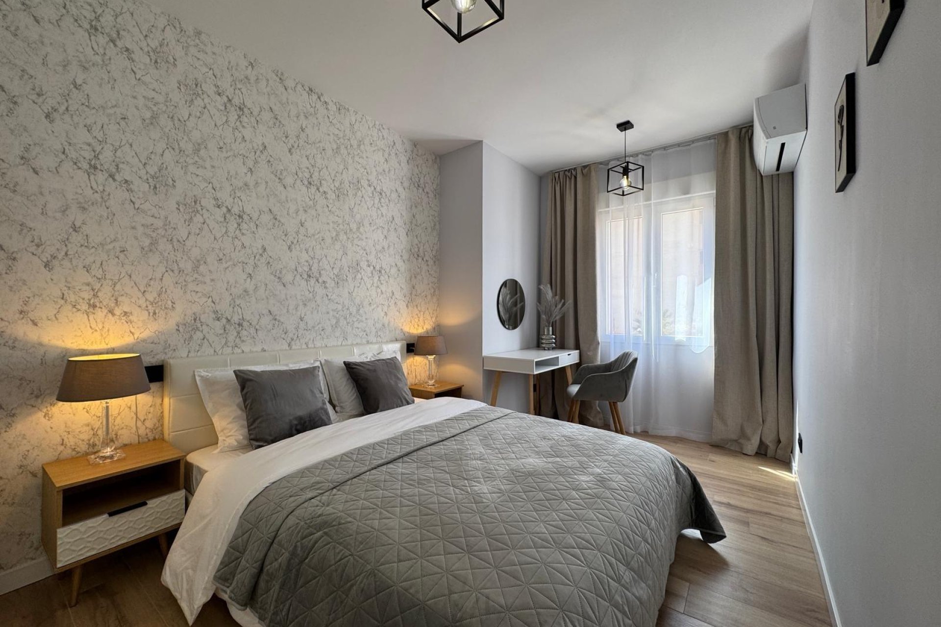 Wiederverkauf - Wohnung -
Torrevieja - Playa del Cura