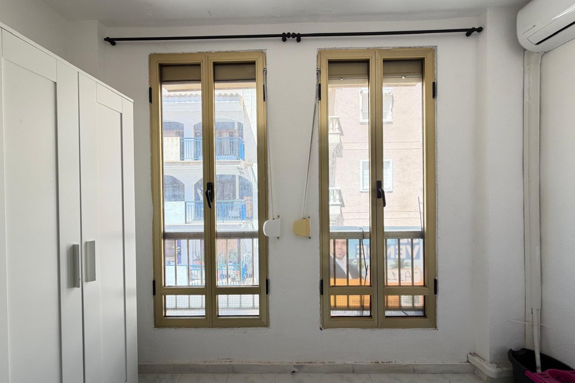 Wiederverkauf - Wohnung -
Torrevieja - Playa del Cura