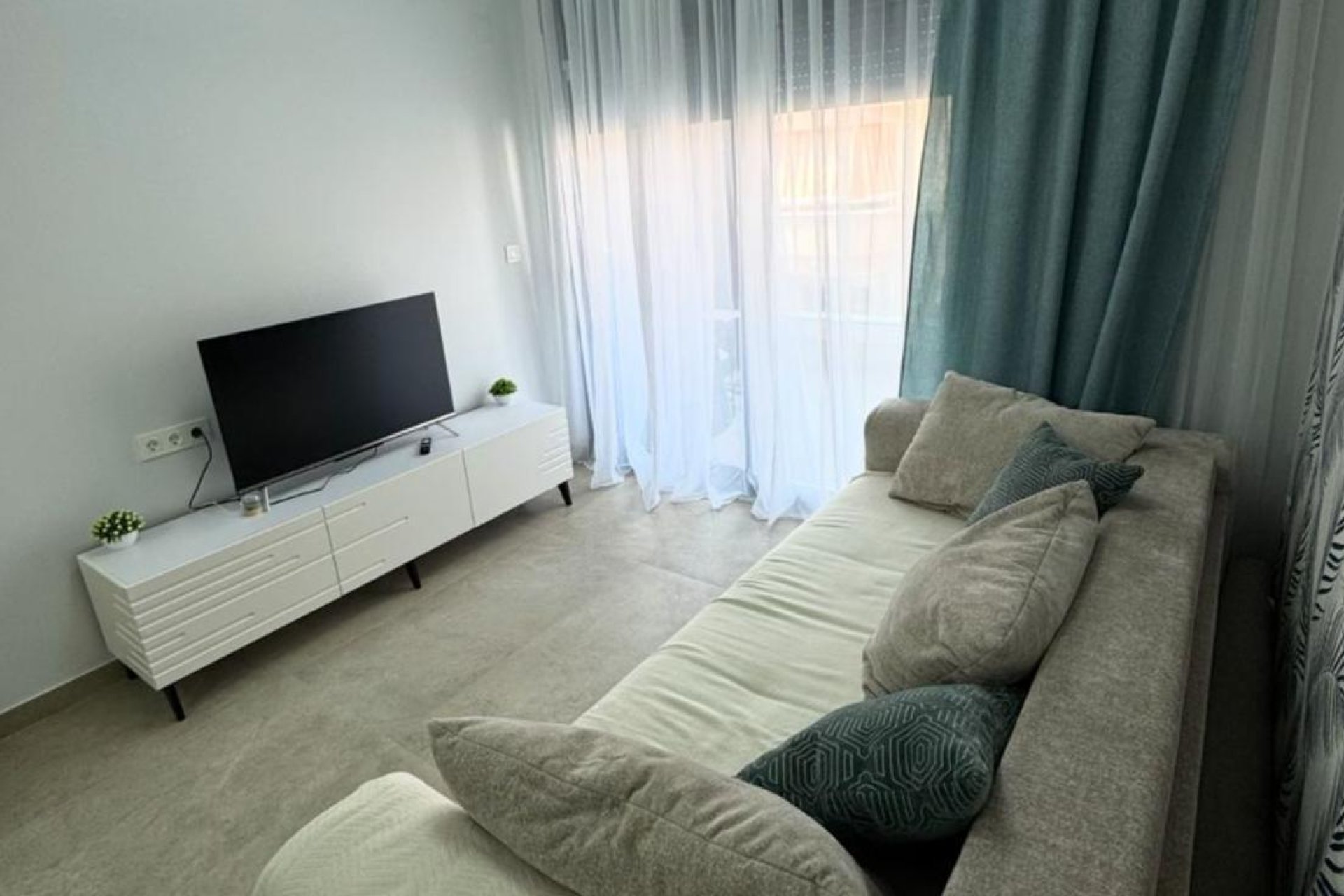 Wiederverkauf - Wohnung -
Torrevieja - Playa del Cura