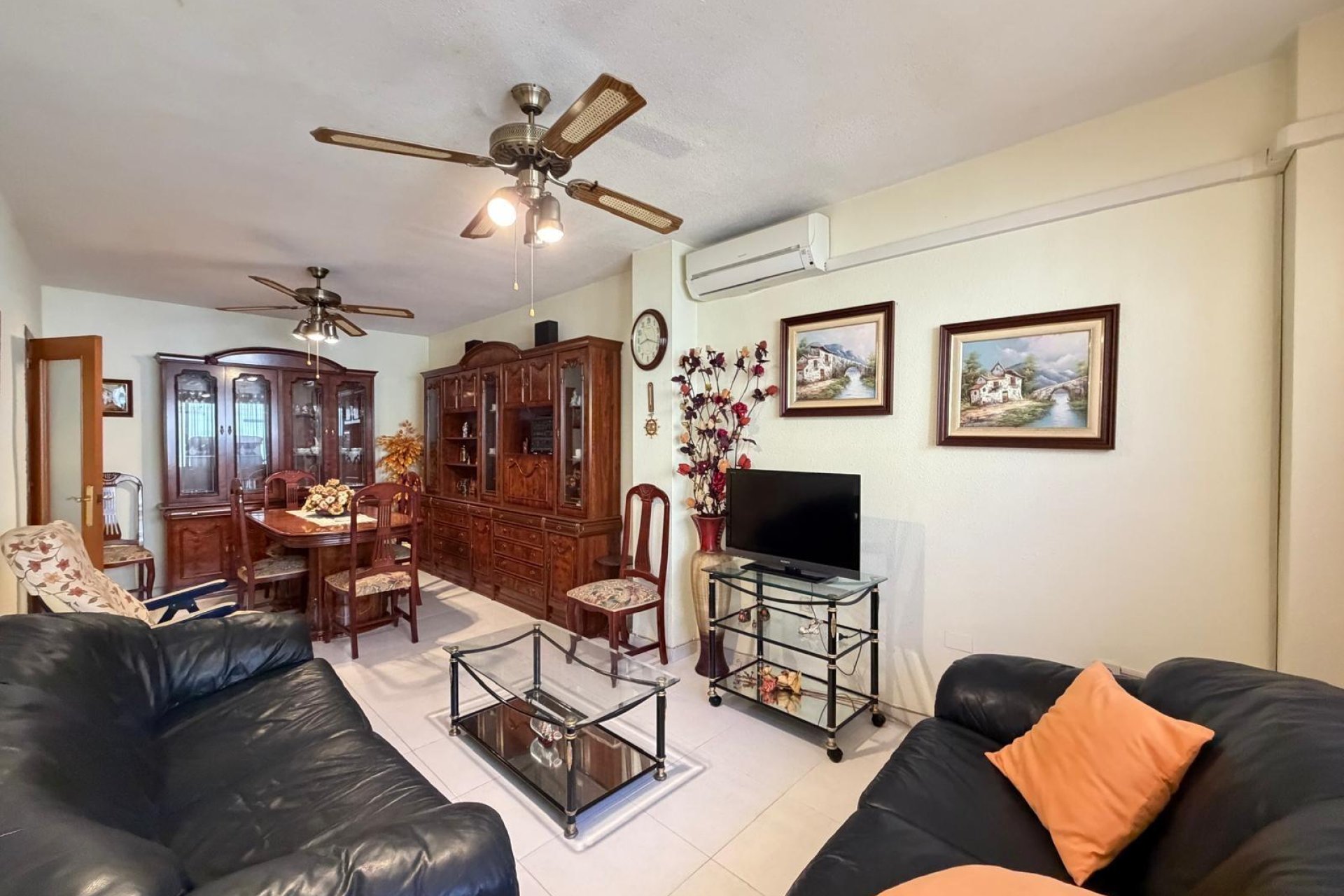 Wiederverkauf - Wohnung -
Torrevieja - Playa del Cura