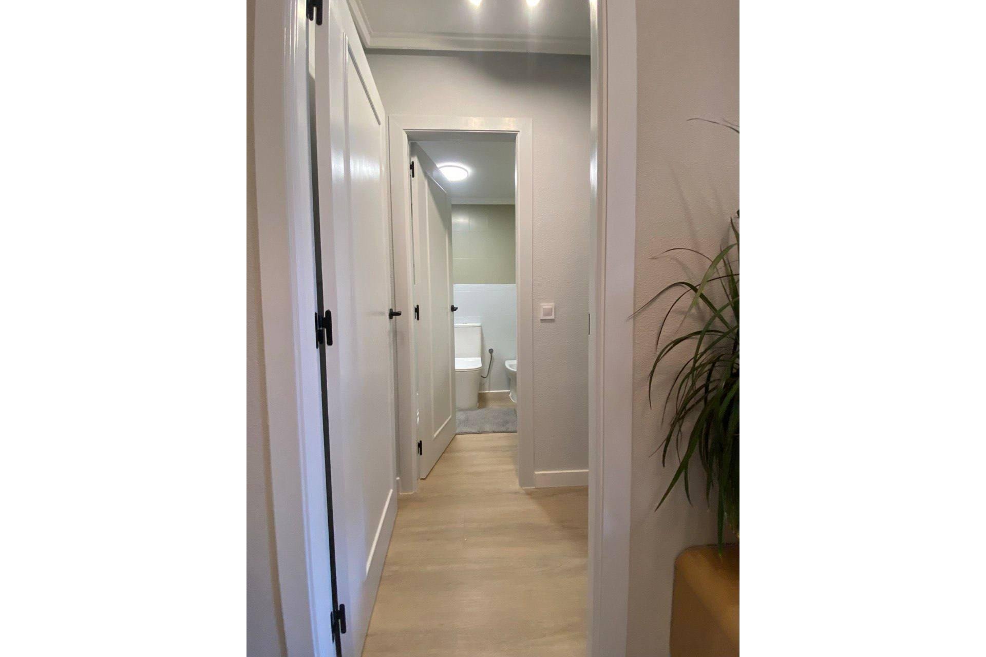 Wiederverkauf - Wohnung -
Torrevieja - Playa del Cura
