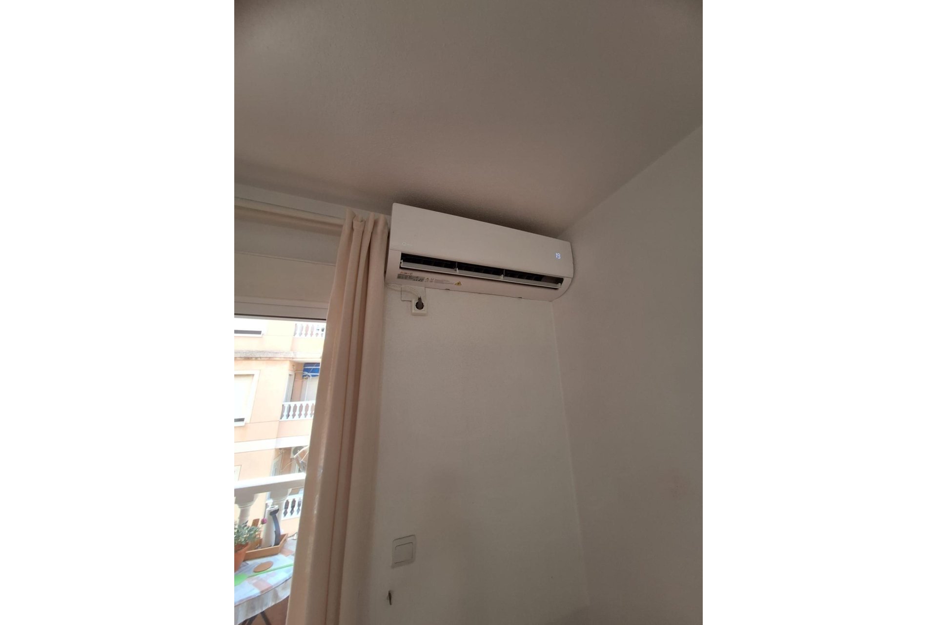 Wiederverkauf - Wohnung -
Torrevieja - Playa del Cura