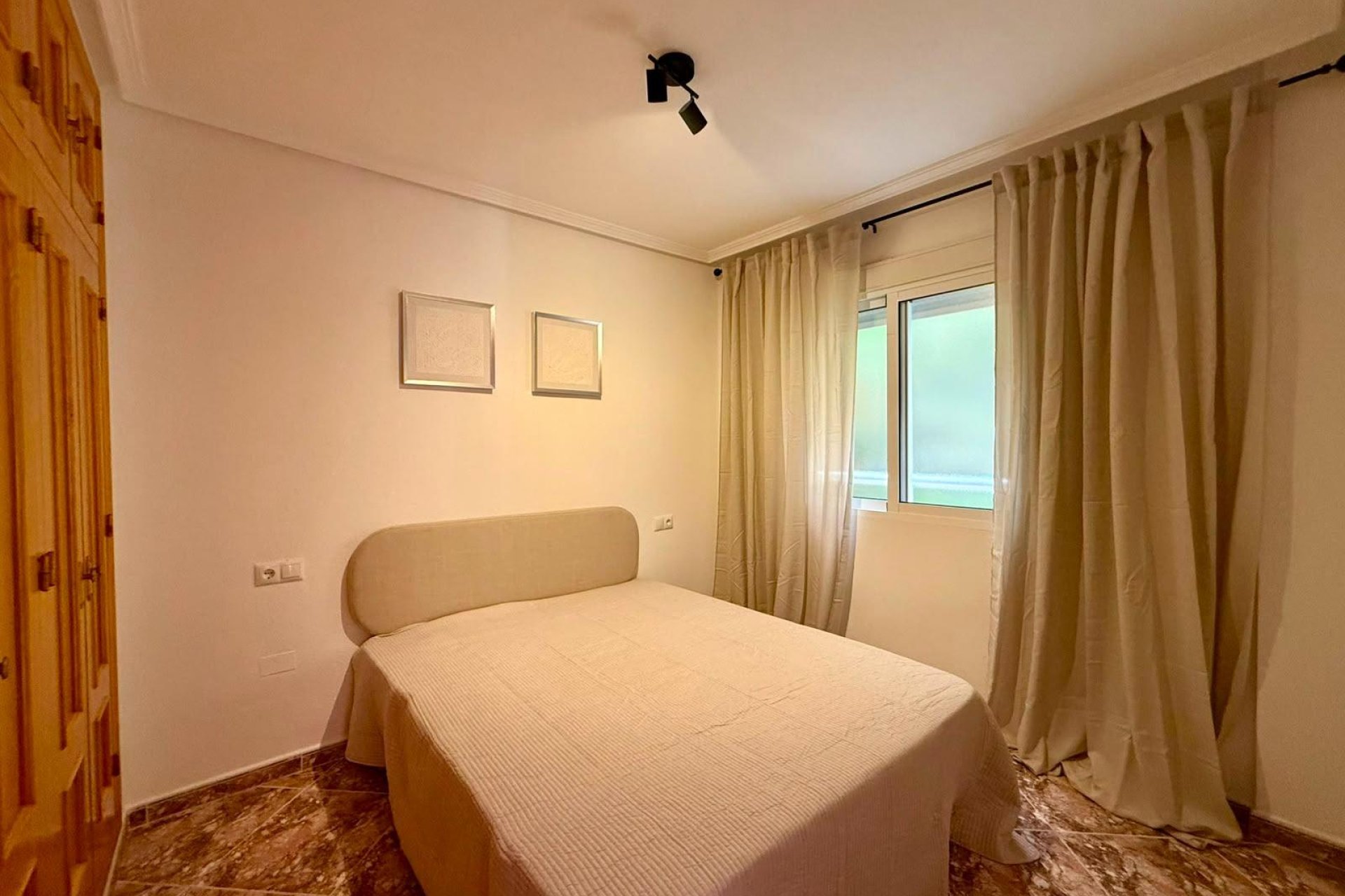 Wiederverkauf - Wohnung -
Torrevieja - Playa del Cura