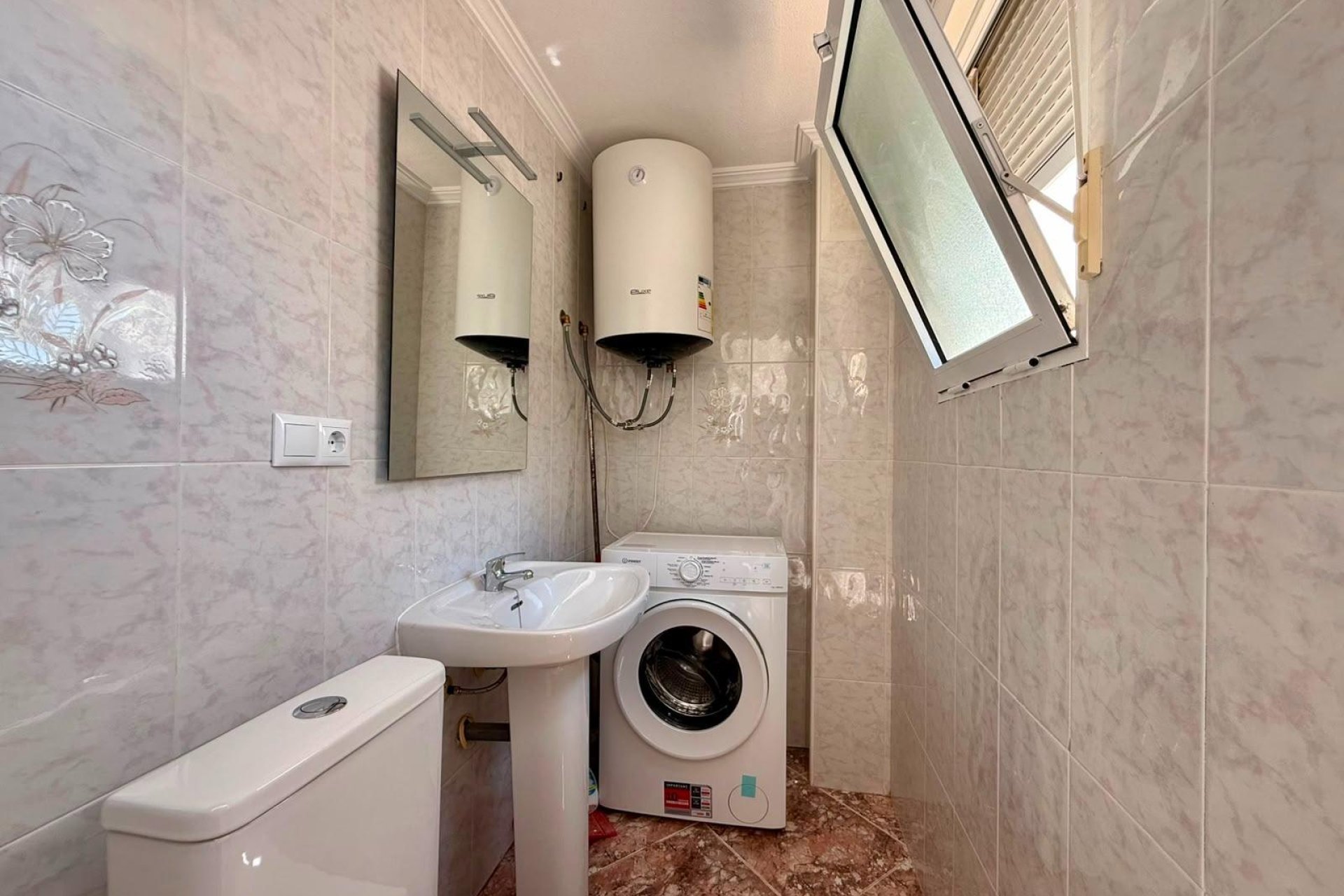 Wiederverkauf - Wohnung -
Torrevieja - Playa del Cura