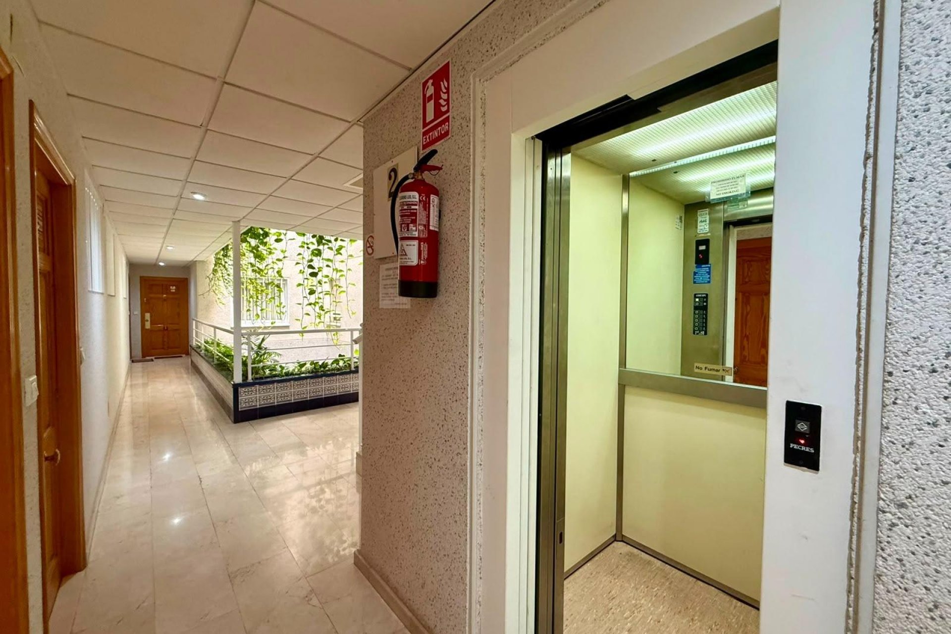 Wiederverkauf - Wohnung -
Torrevieja - Playa del Cura