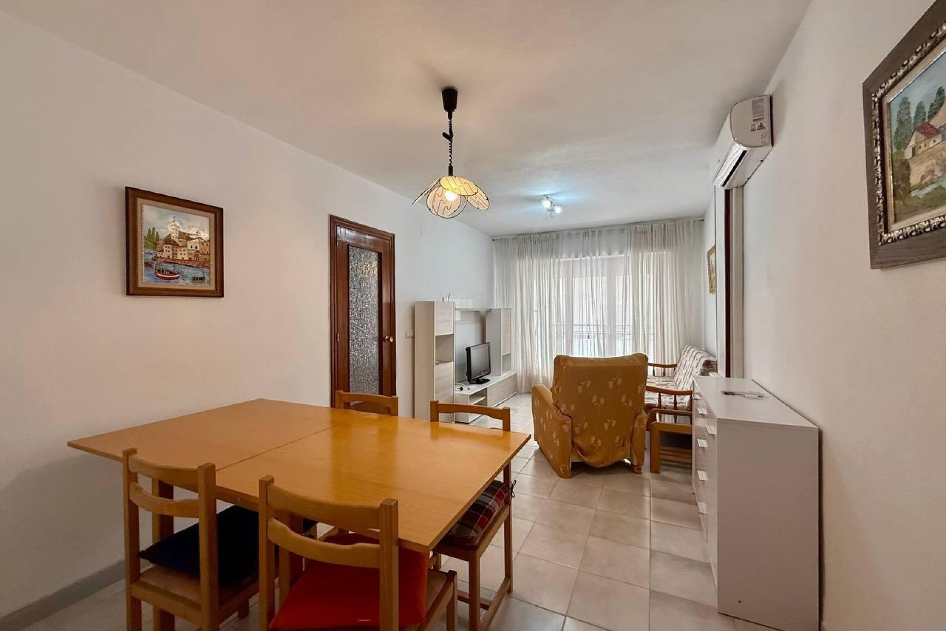 Wiederverkauf - Wohnung -
Torrevieja - Playa del Cura