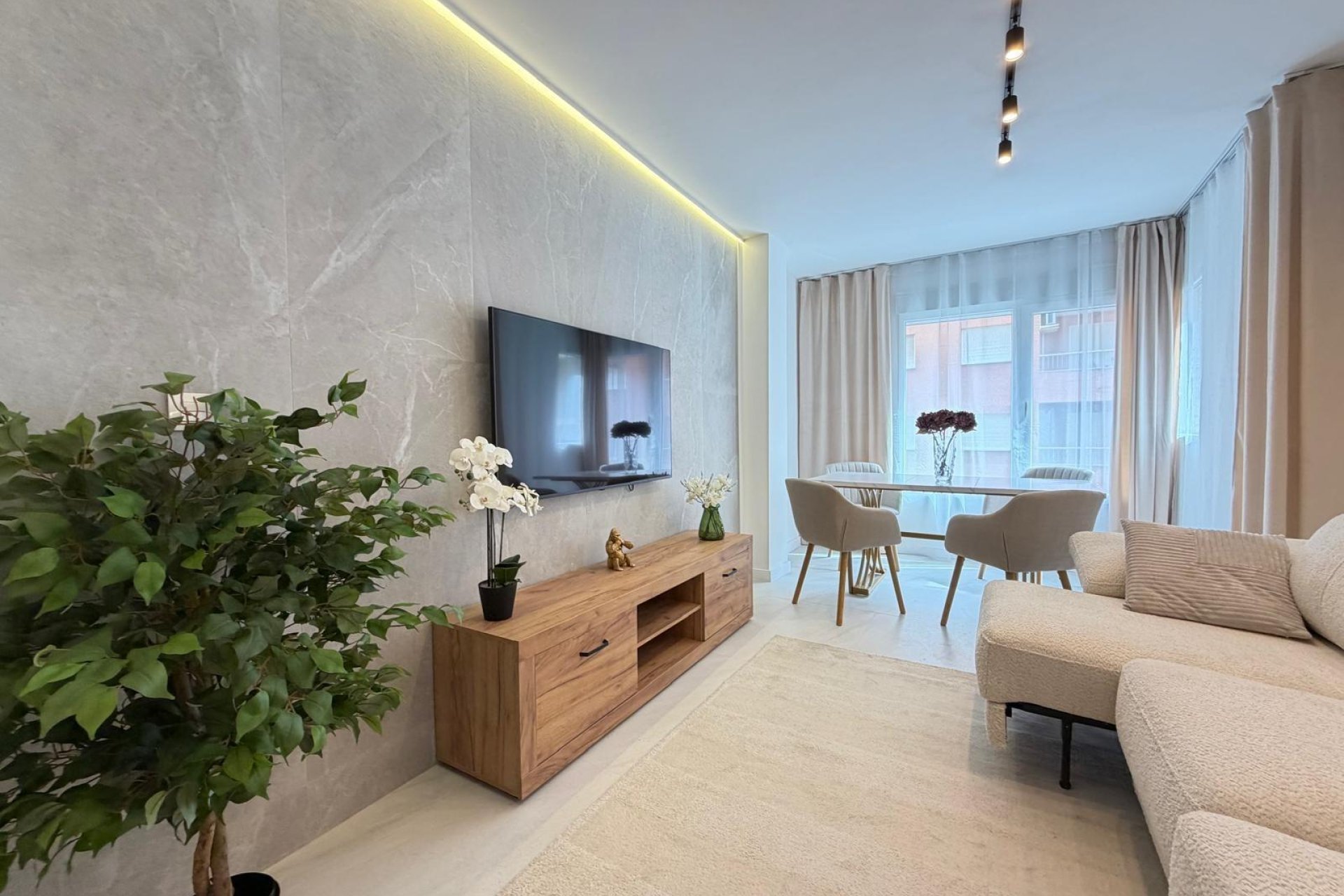 Wiederverkauf - Wohnung -
Torrevieja - Playa del Cura
