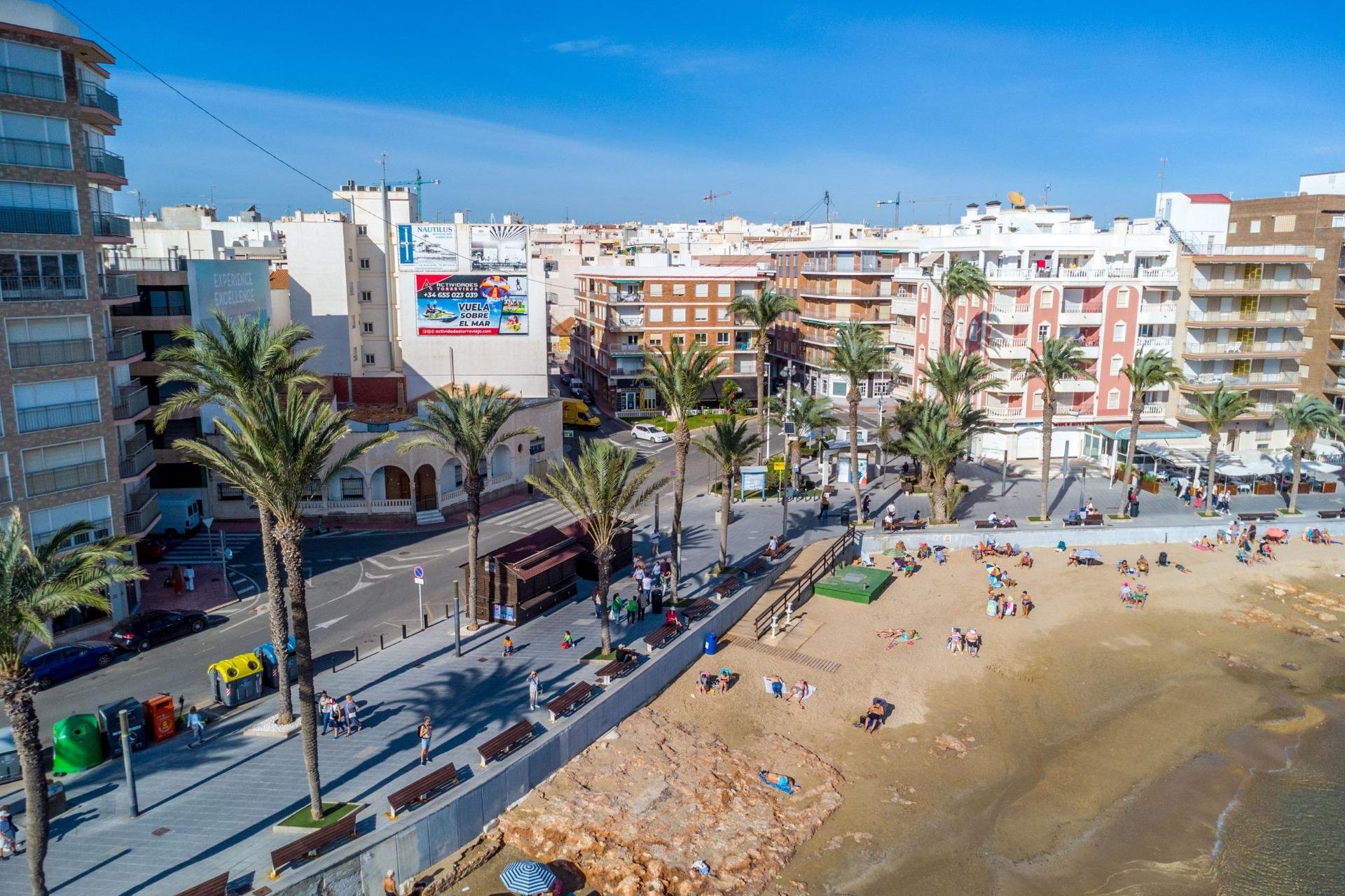 Wiederverkauf - Wohnung -
Torrevieja - Playa del Cura