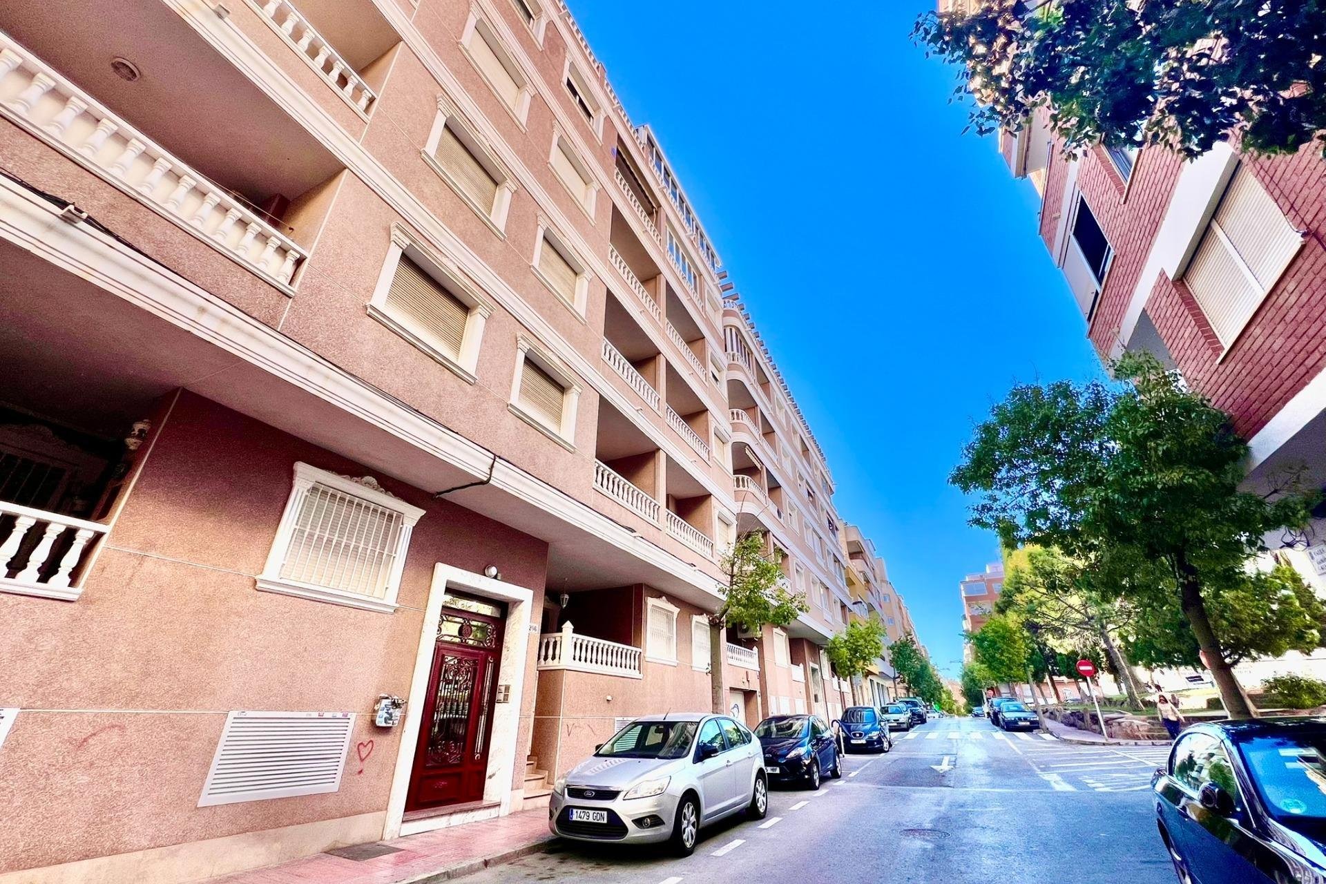 Wiederverkauf - Wohnung -
Torrevieja - Playa del Cura