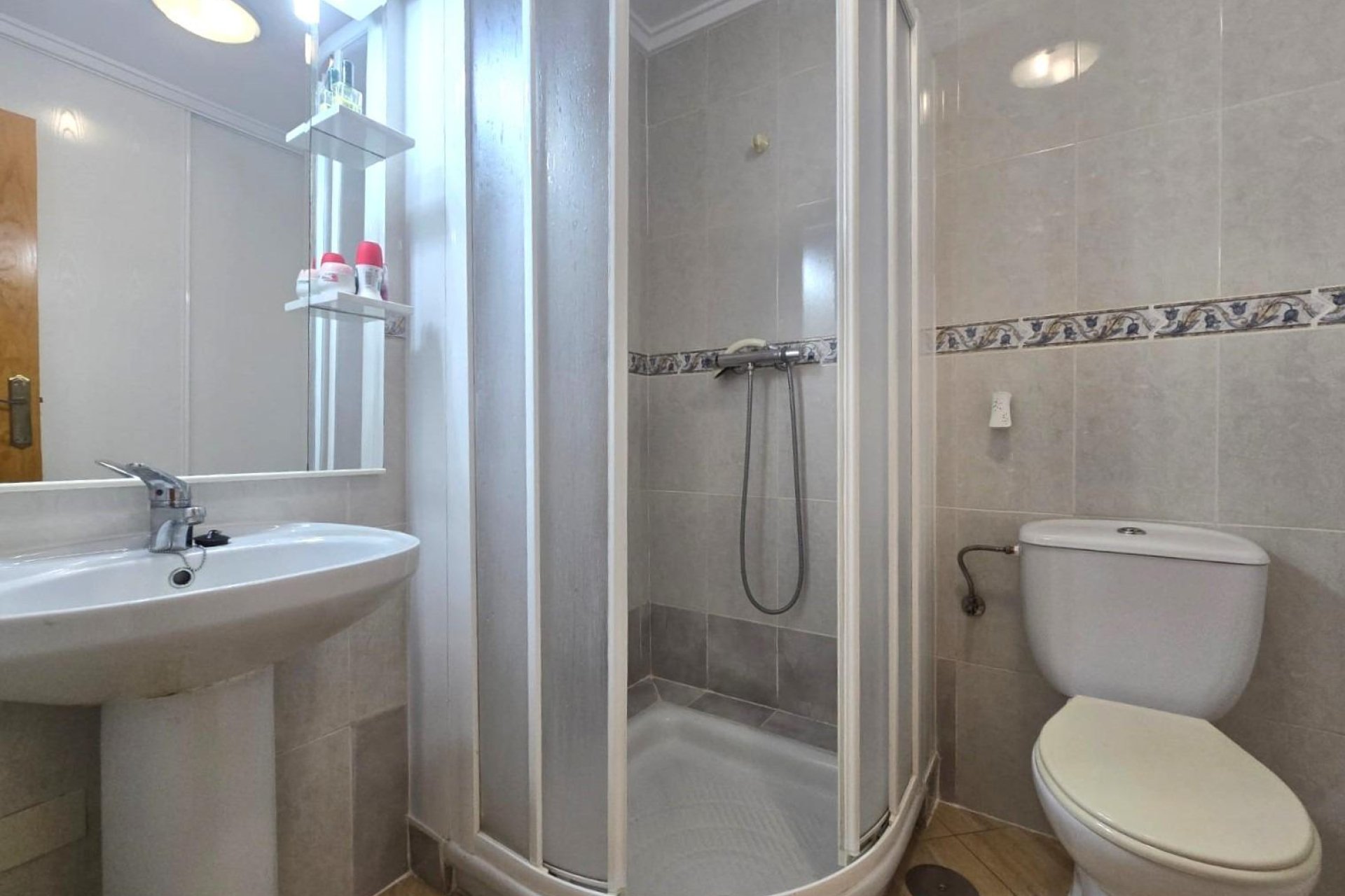 Wiederverkauf - Wohnung -
Torrevieja - Playa del Cura