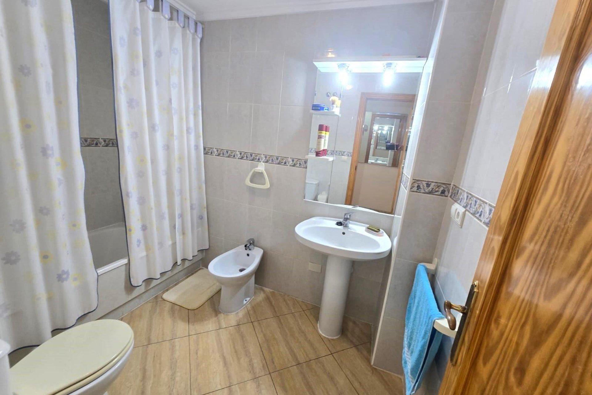 Wiederverkauf - Wohnung -
Torrevieja - Playa del Cura