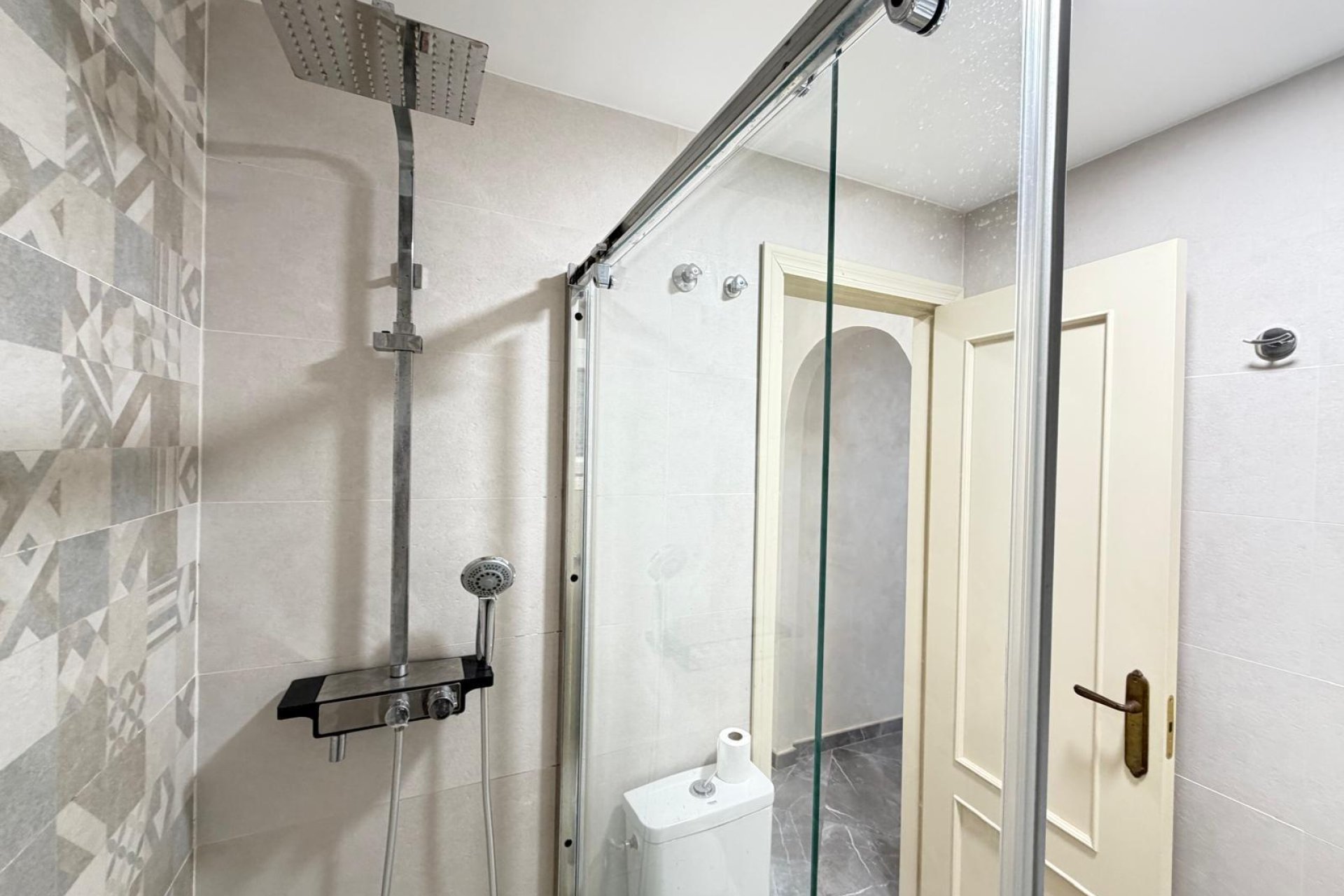 Wiederverkauf - Wohnung -
Torrevieja - Playa del Cura