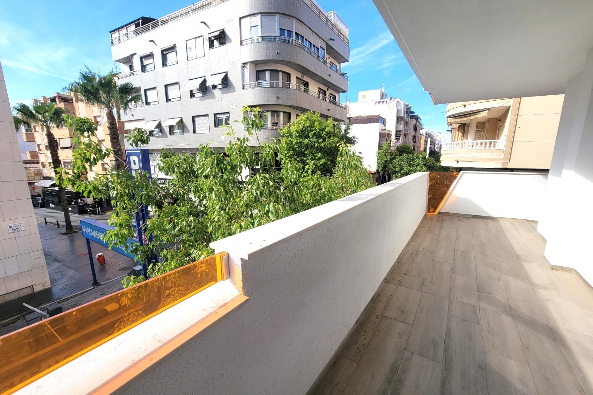 Wiederverkauf - Wohnung -
Torrevieja - Playa del Cura