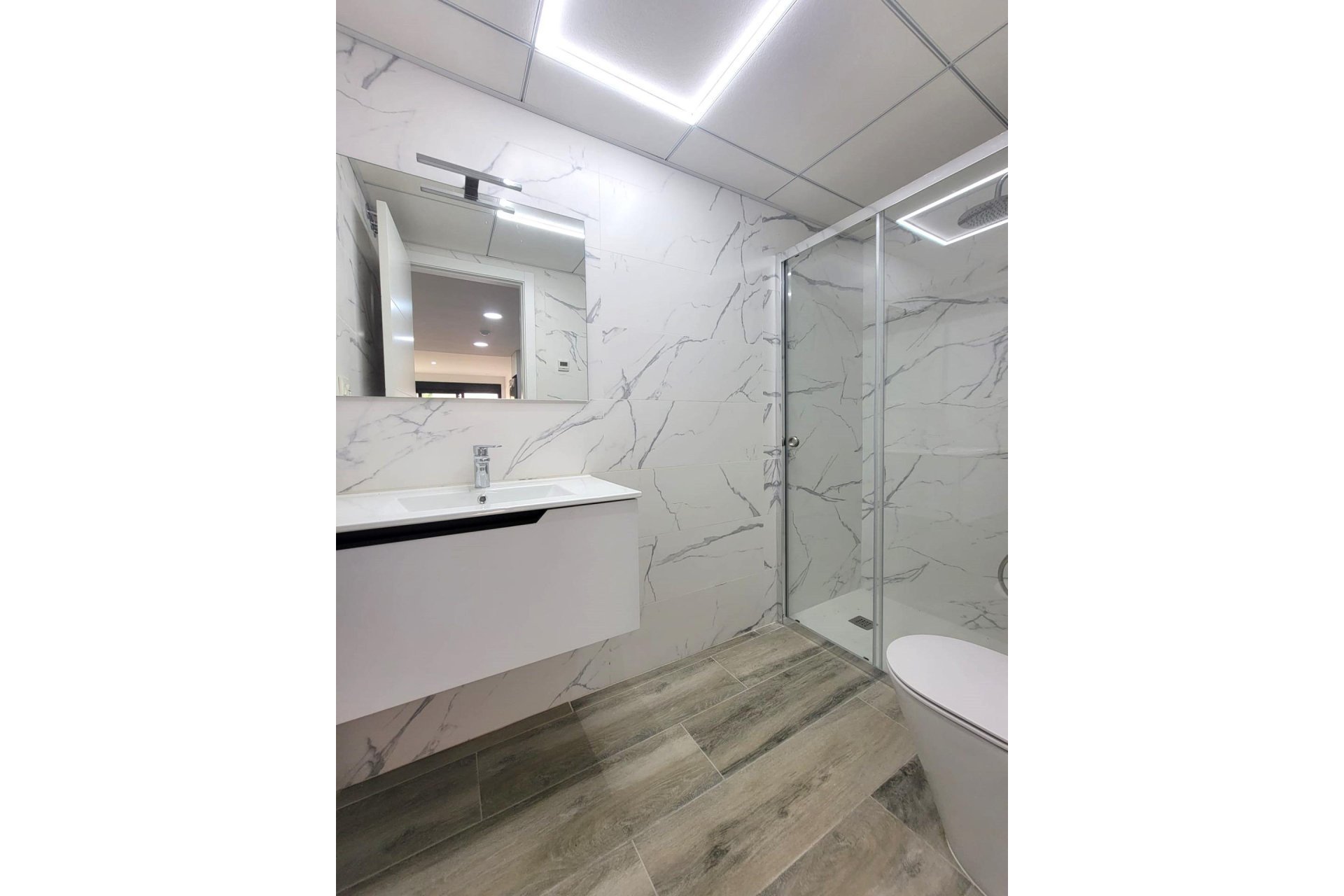 Wiederverkauf - Wohnung -
Torrevieja - Playa del Cura