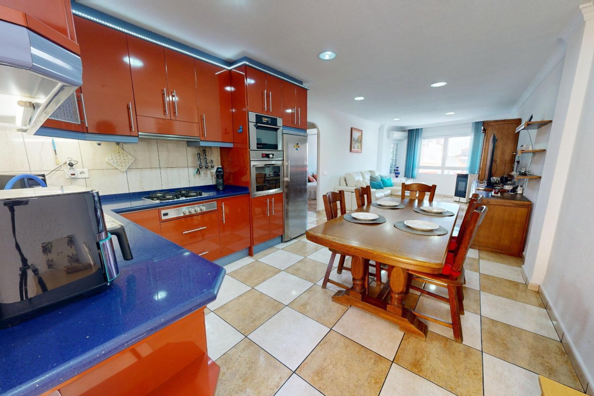 Wiederverkauf - Wohnung -
Torrevieja - Puerto Deportivo Marina Salinas