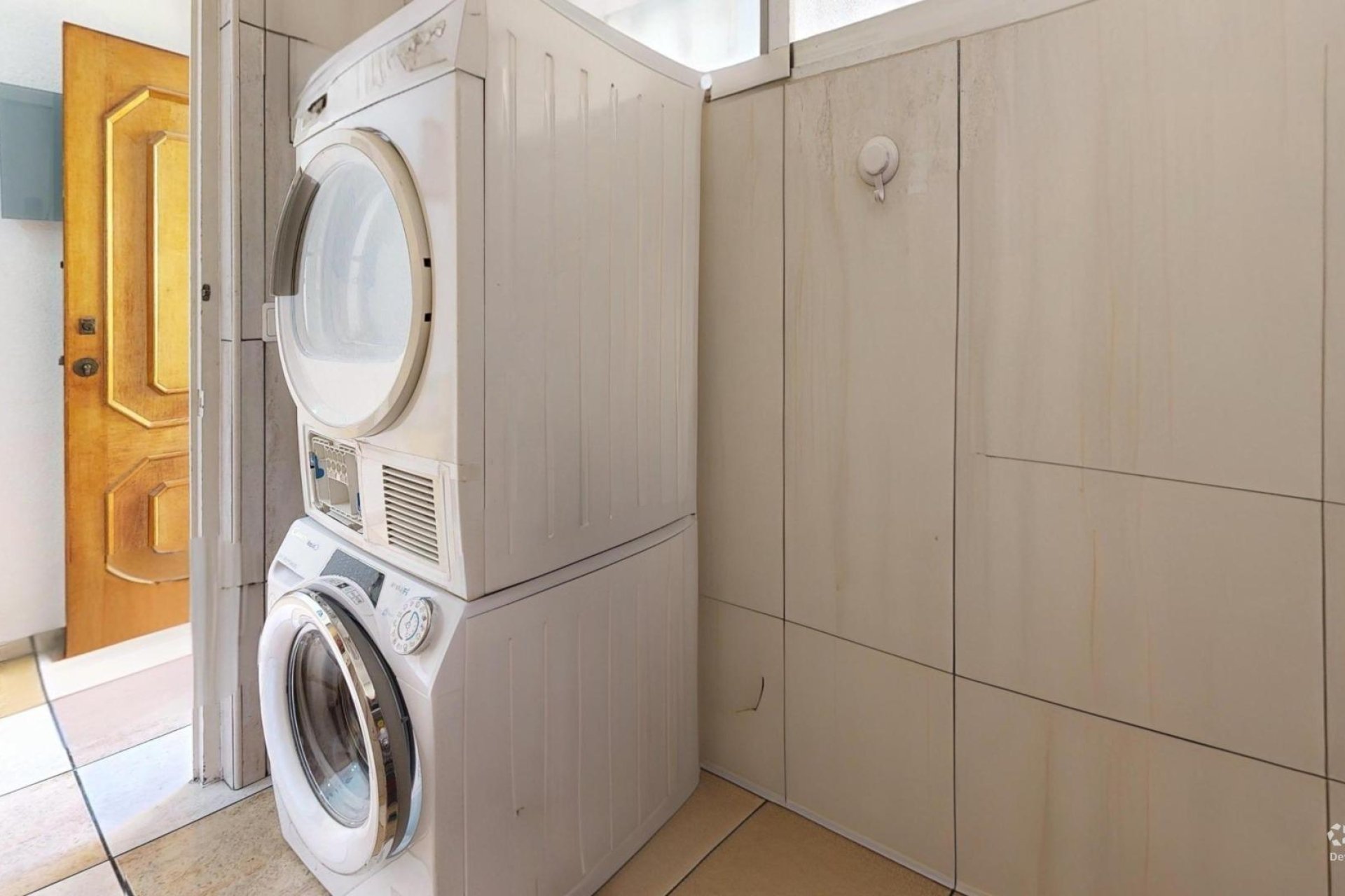 Wiederverkauf - Wohnung -
Torrevieja - Puerto Deportivo Marina Salinas