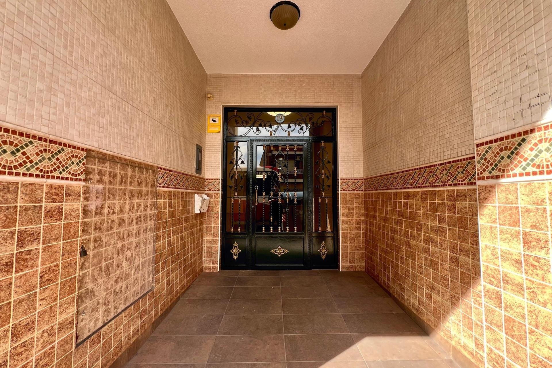 Wiederverkauf - Wohnung -
Torrevieja - Puerto Deportivo