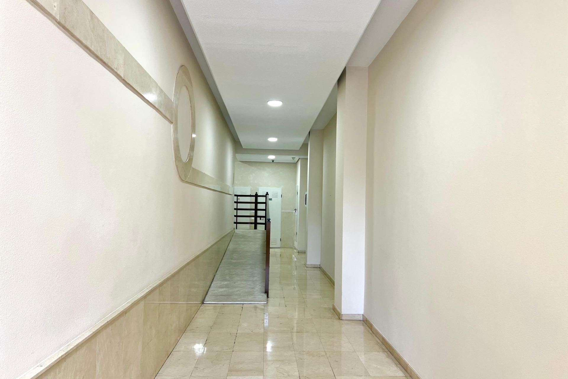 Wiederverkauf - Wohnung -
Torrevieja - Puerto Deportivo