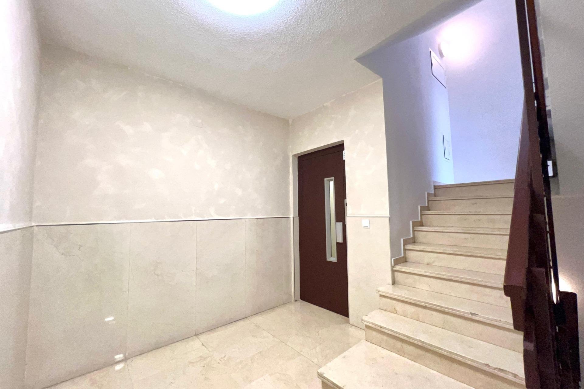 Wiederverkauf - Wohnung -
Torrevieja - Puerto Deportivo