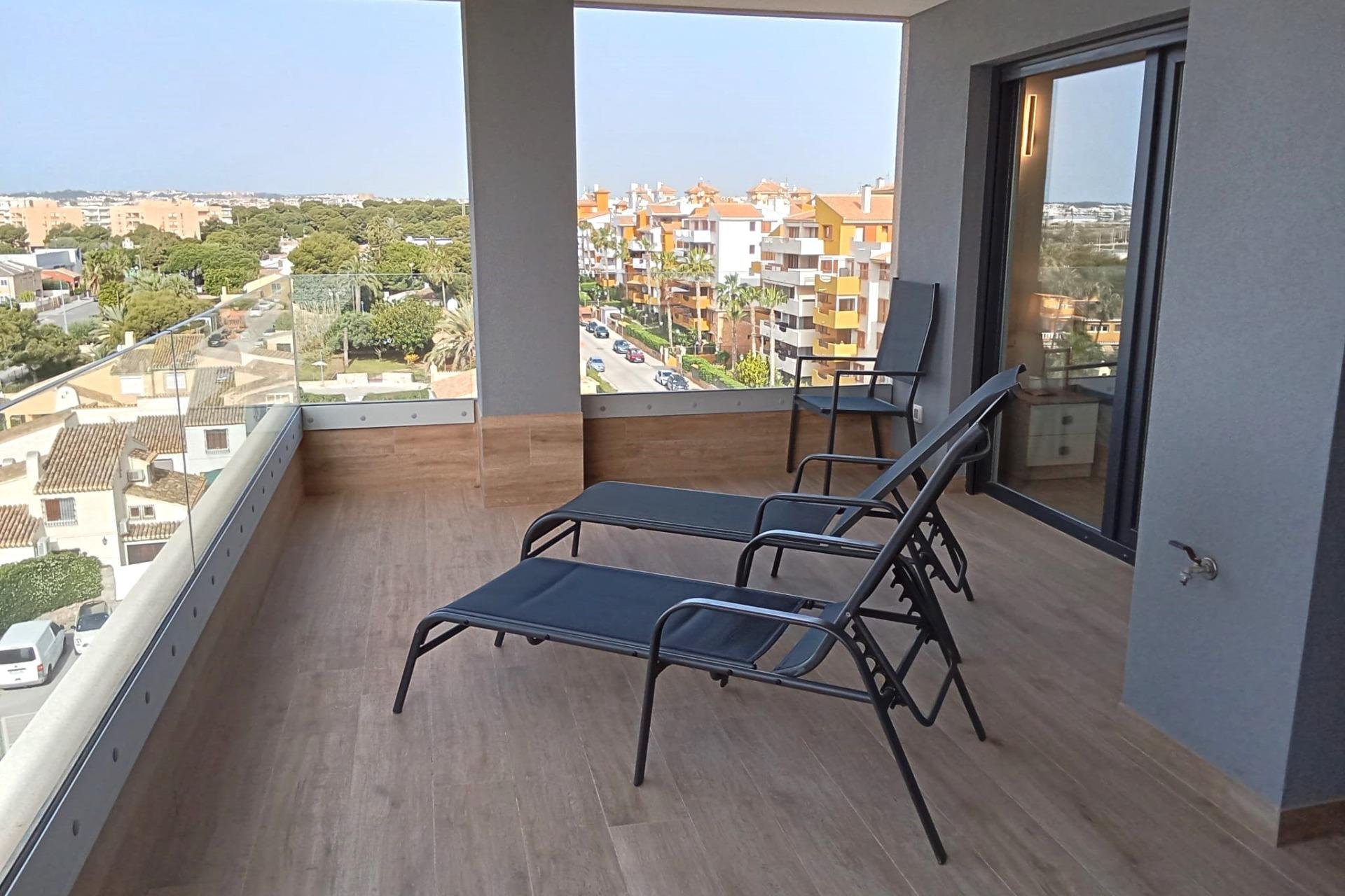 Wiederverkauf - Wohnung -
Torrevieja - Punta Prima