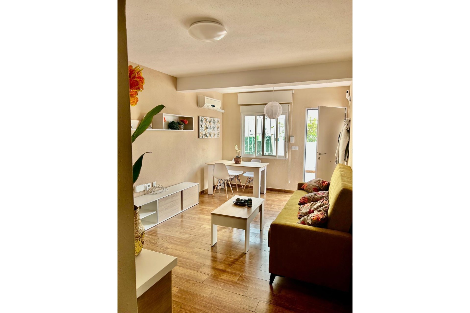 Wiederverkauf - Wohnung -
Torrevieja - Sector 25