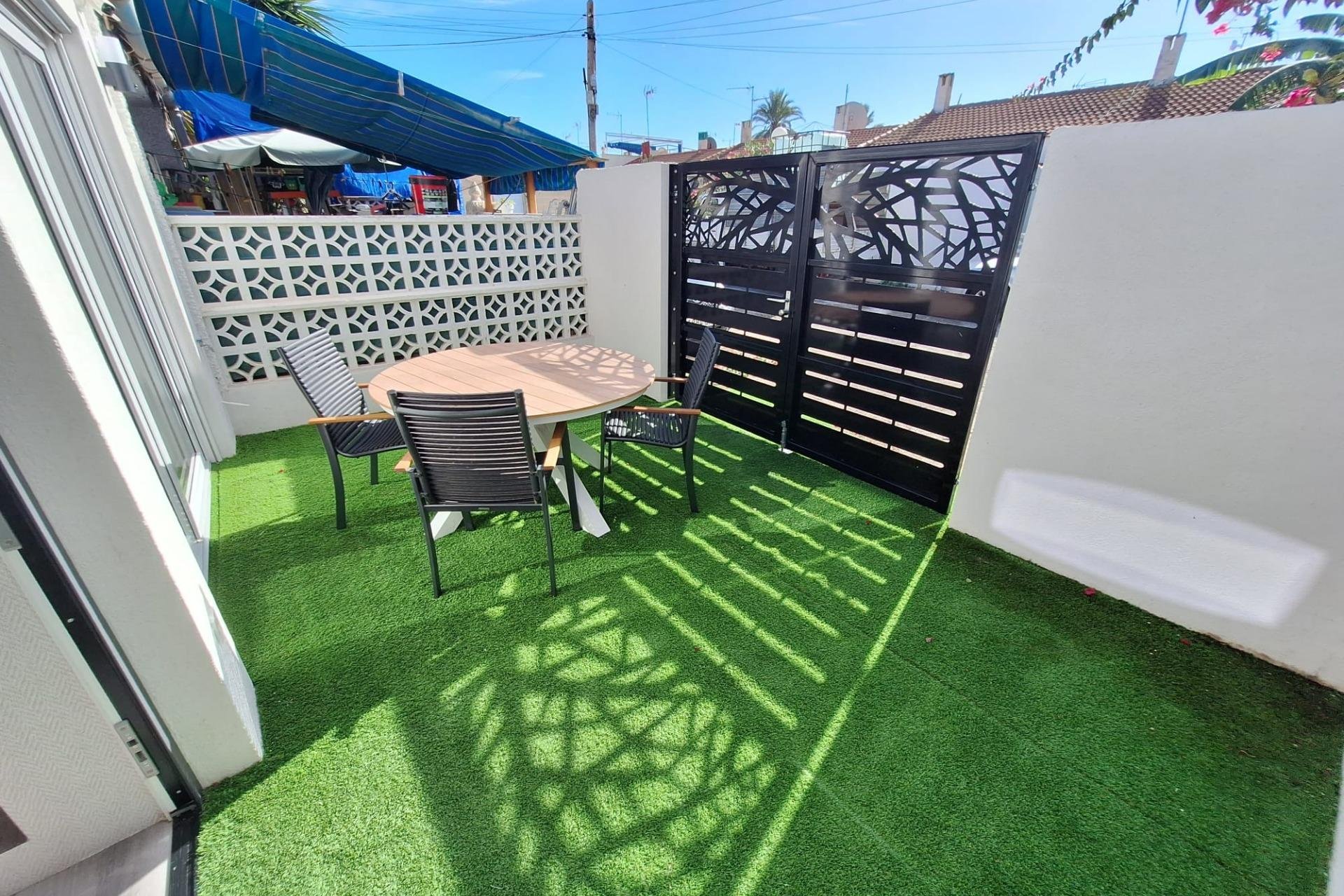 Wiederverkauf - Wohnung -
Torrevieja - Torretas