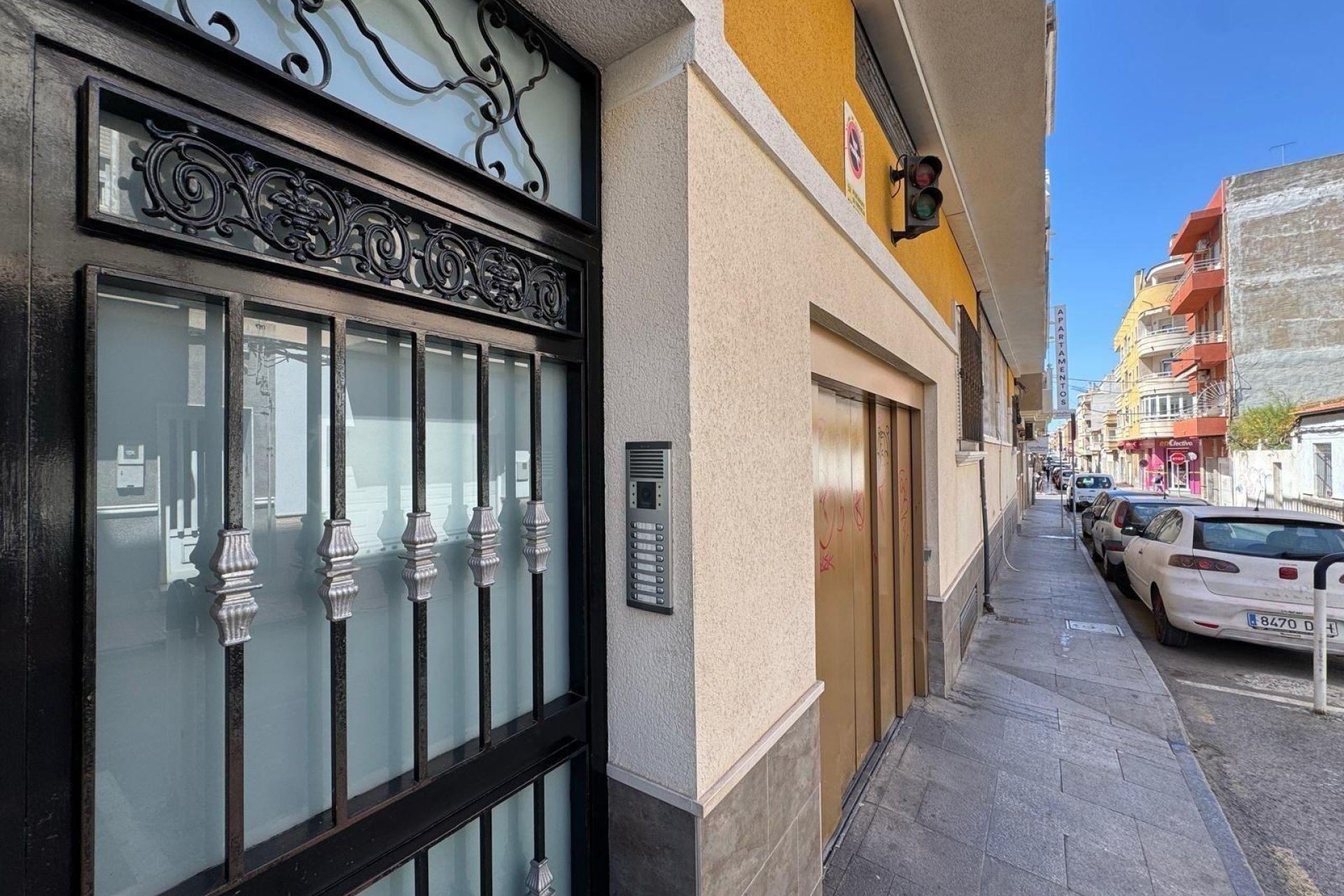 Wiederverkauf - Wohnung -
Torrevieja