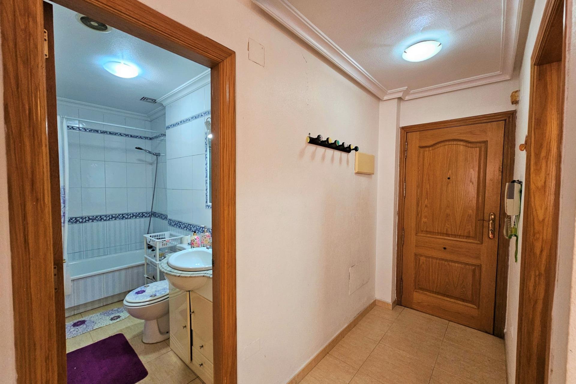 Wiederverkauf - Wohnung -
Torrevieja