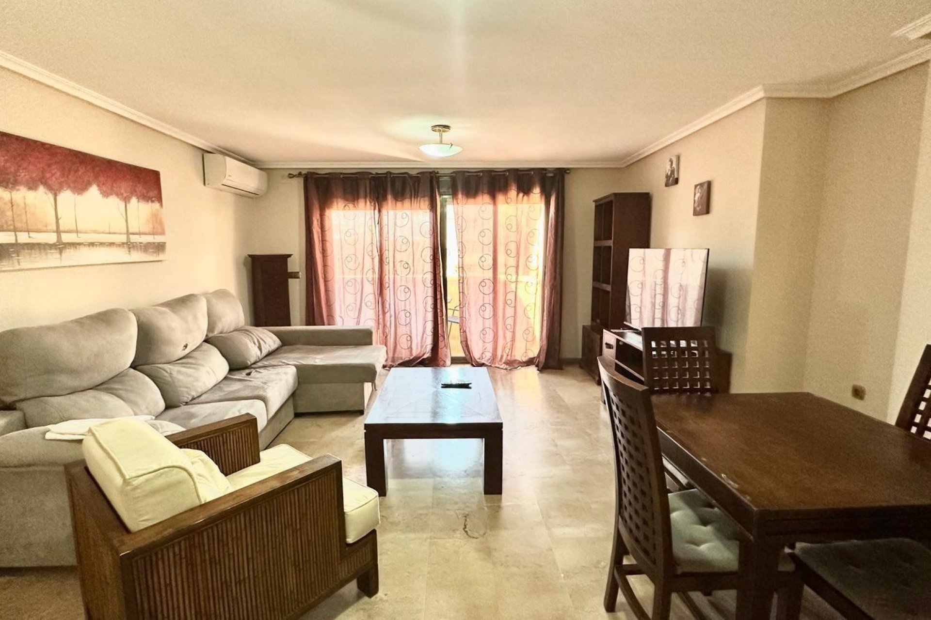 Wiederverkauf - Wohnung -
Torrevieja