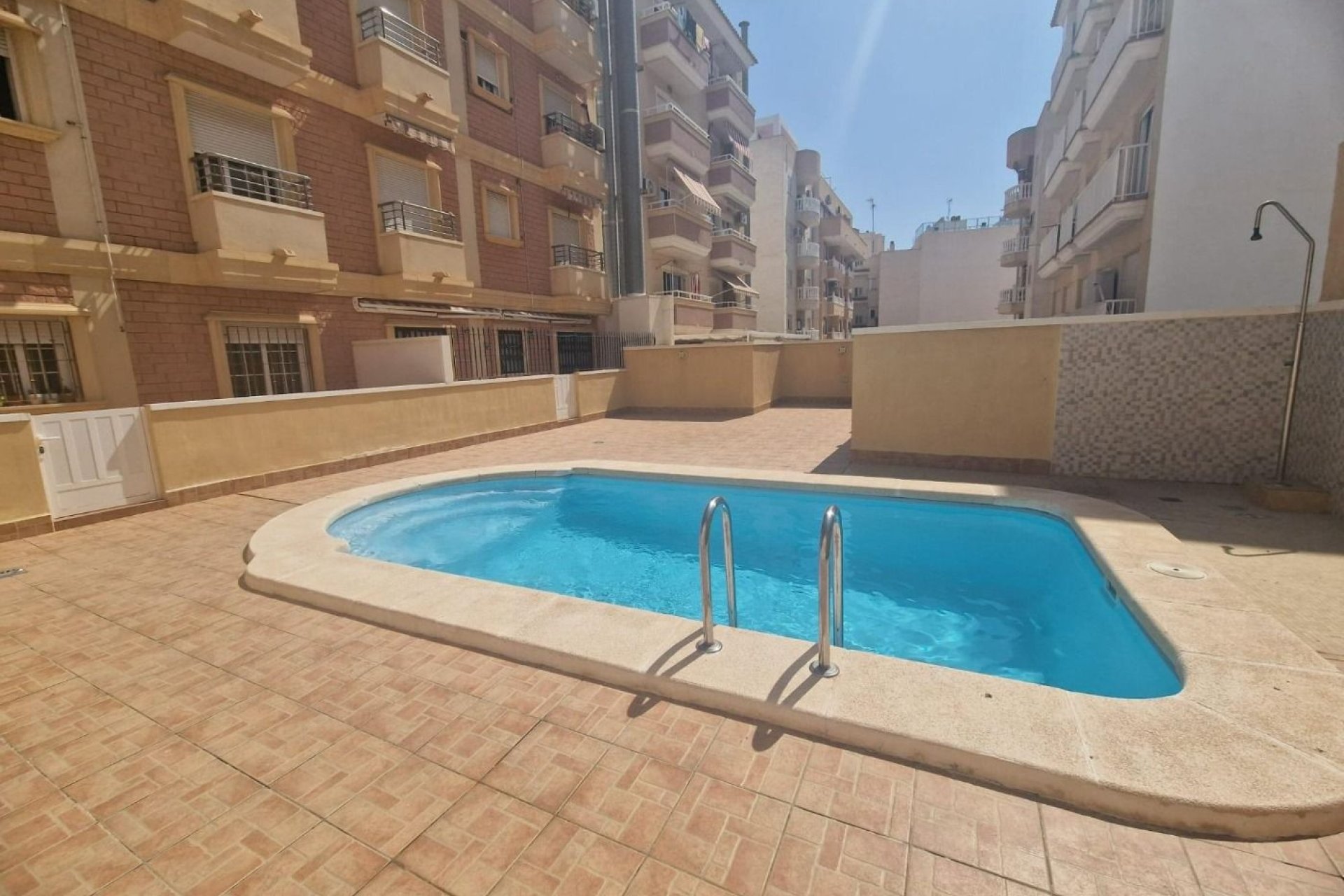 Wiederverkauf - Wohnung -
Torrevieja