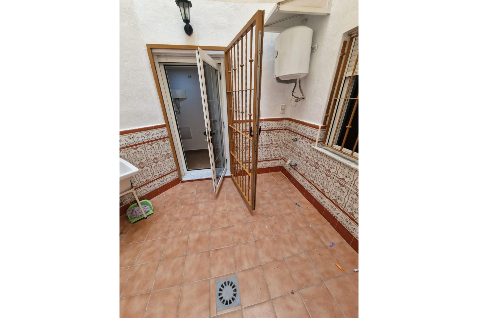 Wiederverkauf - Wohnung -
Torrevieja