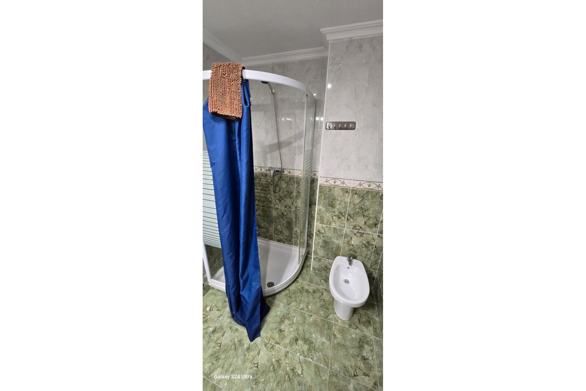 Wiederverkauf - Wohnung -
Torrevieja