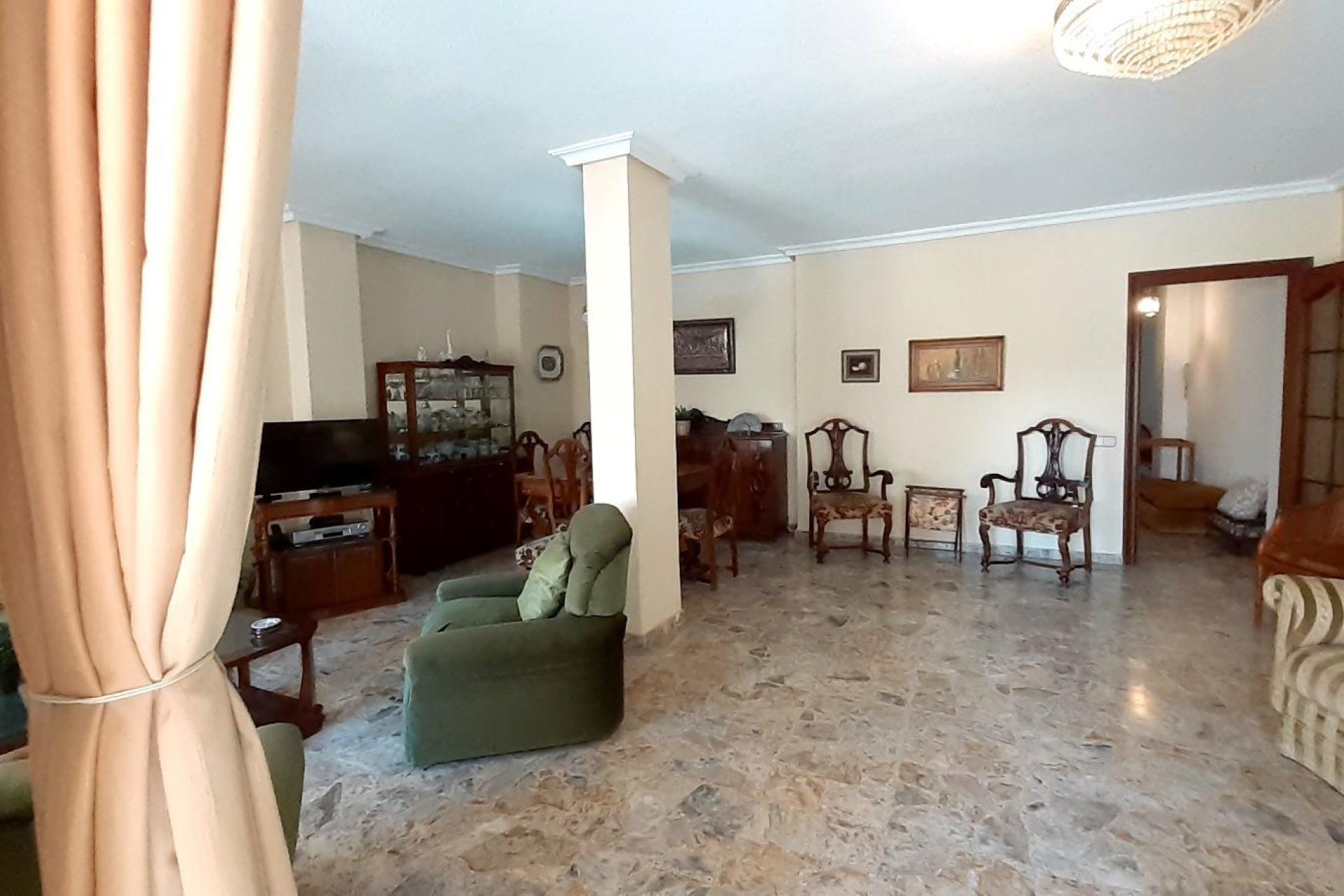 Wiederverkauf - Wohnung -
Torrevieja