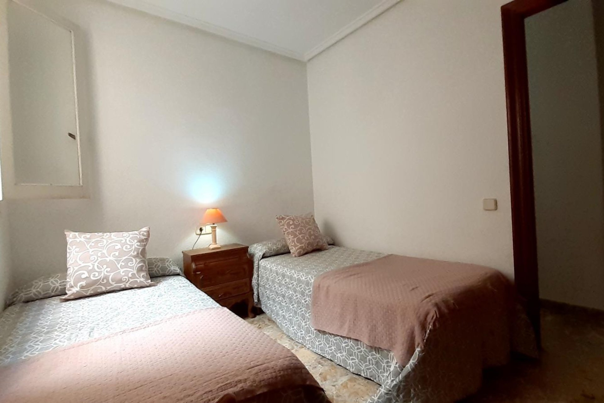 Wiederverkauf - Wohnung -
Torrevieja