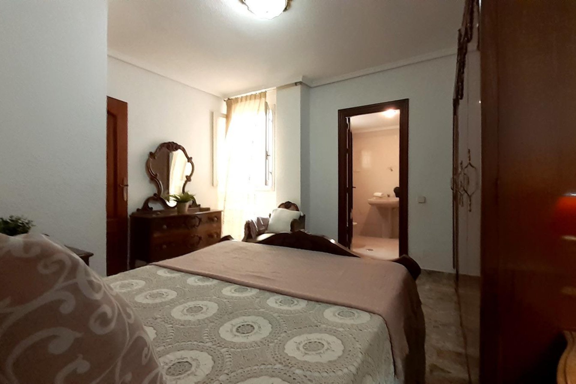 Wiederverkauf - Wohnung -
Torrevieja