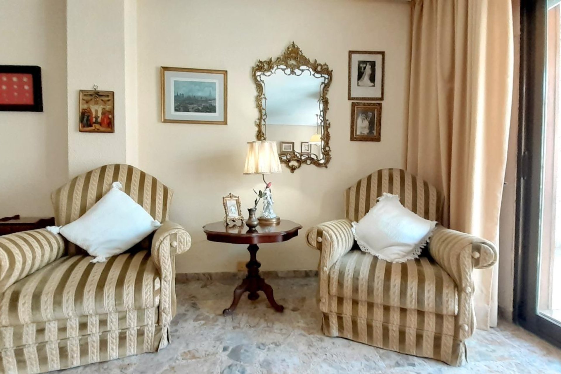 Wiederverkauf - Wohnung -
Torrevieja